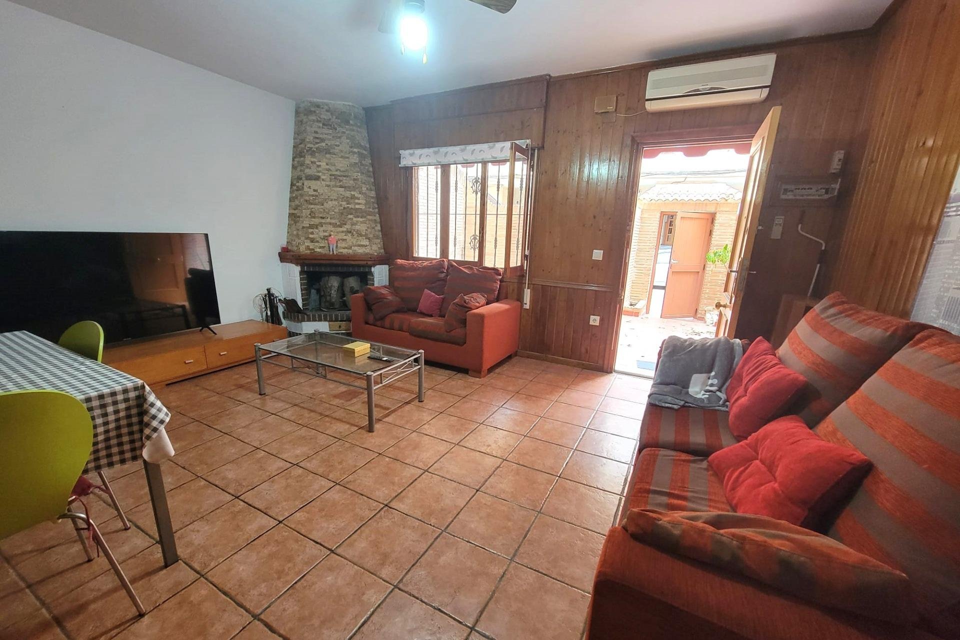 Segunda mano - Bungalow -
Torrevieja - Playa de los Locos