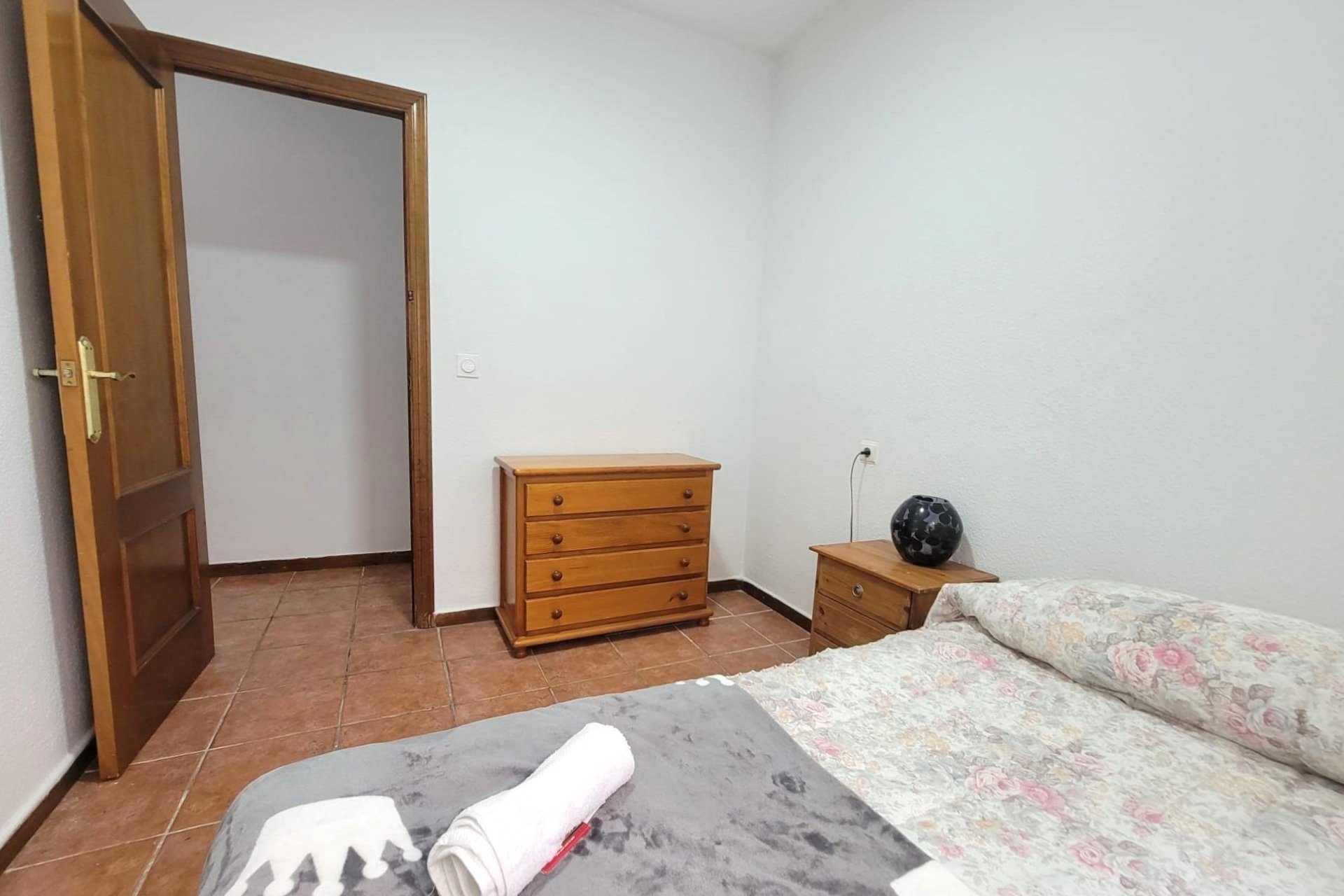 Segunda mano - Bungalow -
Torrevieja - Playa de los Locos