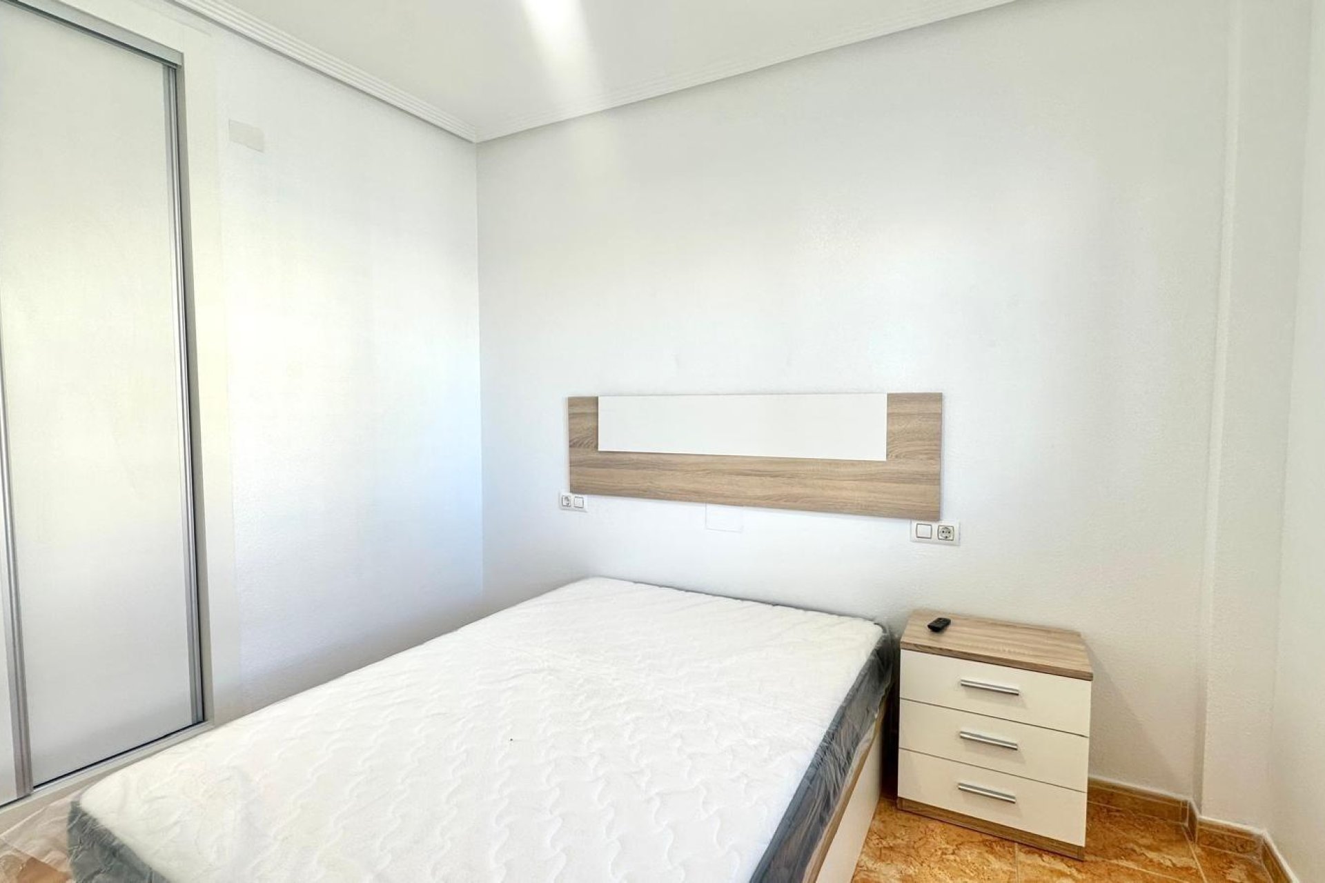 Segunda mano - Bungalow -
Torrevieja - Playa de los Locos