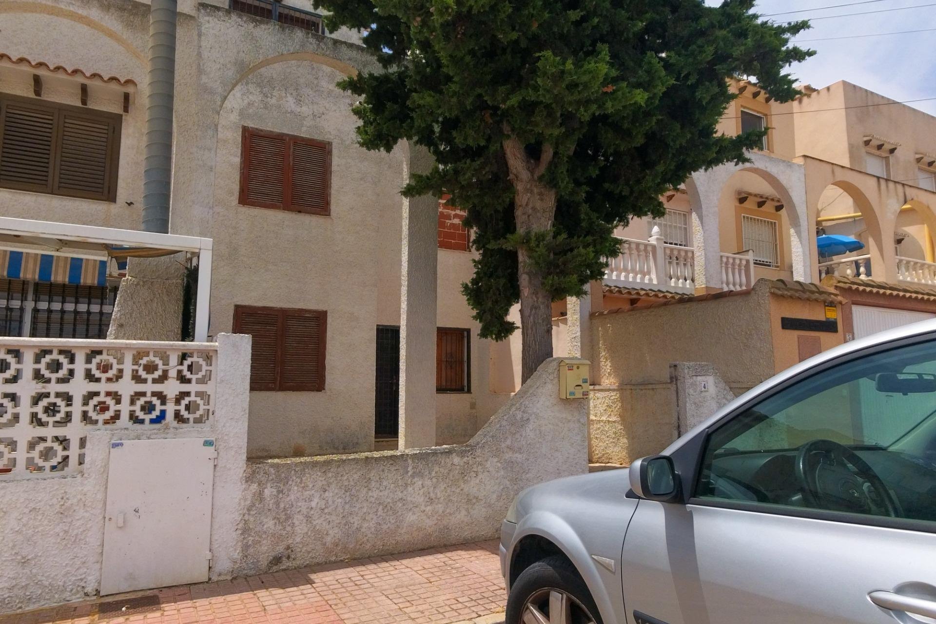 Segunda mano - Bungalow -
Torrevieja - Playa del Cura