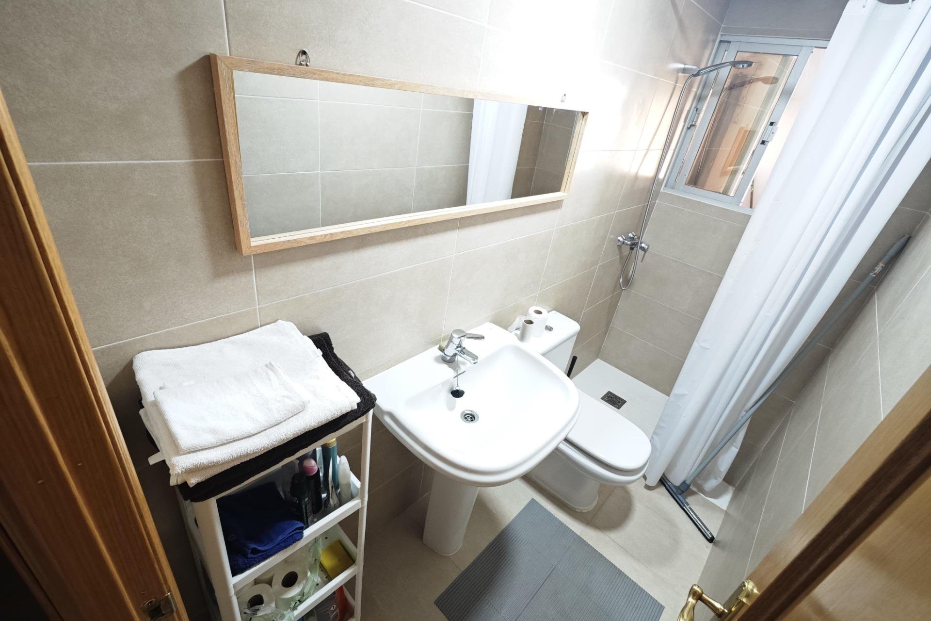 Segunda mano - Bungalow -
Torrevieja - Playa del Cura