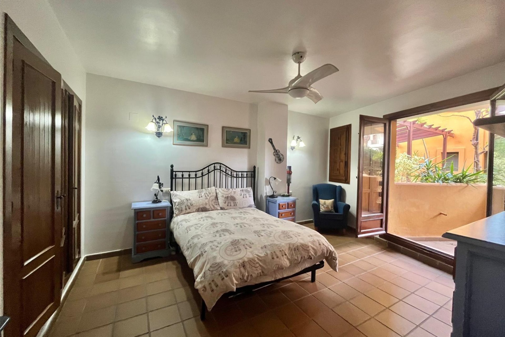 Segunda mano - Bungalow -
Torrevieja - Punta Prima