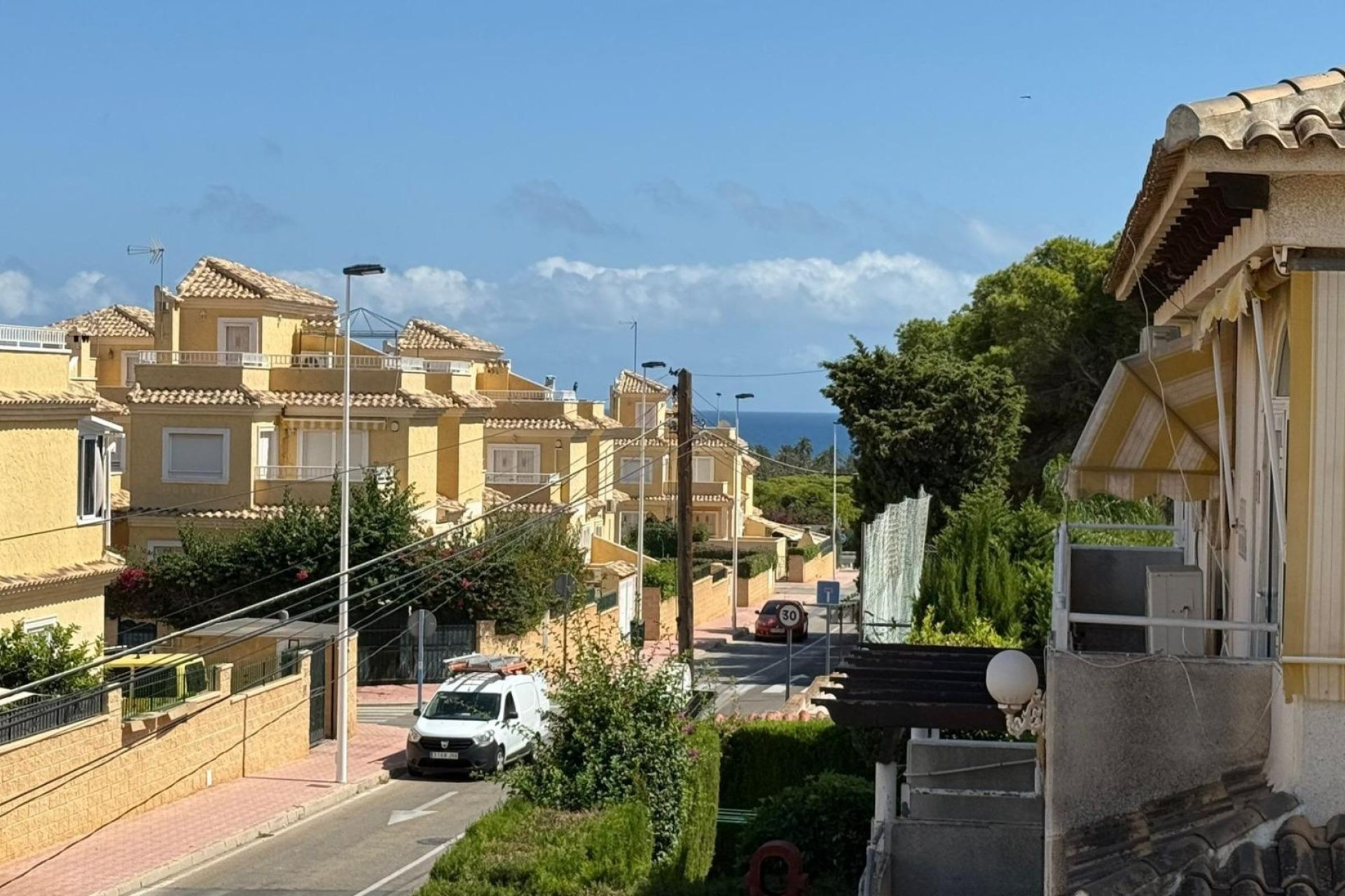 Segunda mano - Bungalow -
Torrevieja - Punta Prima
