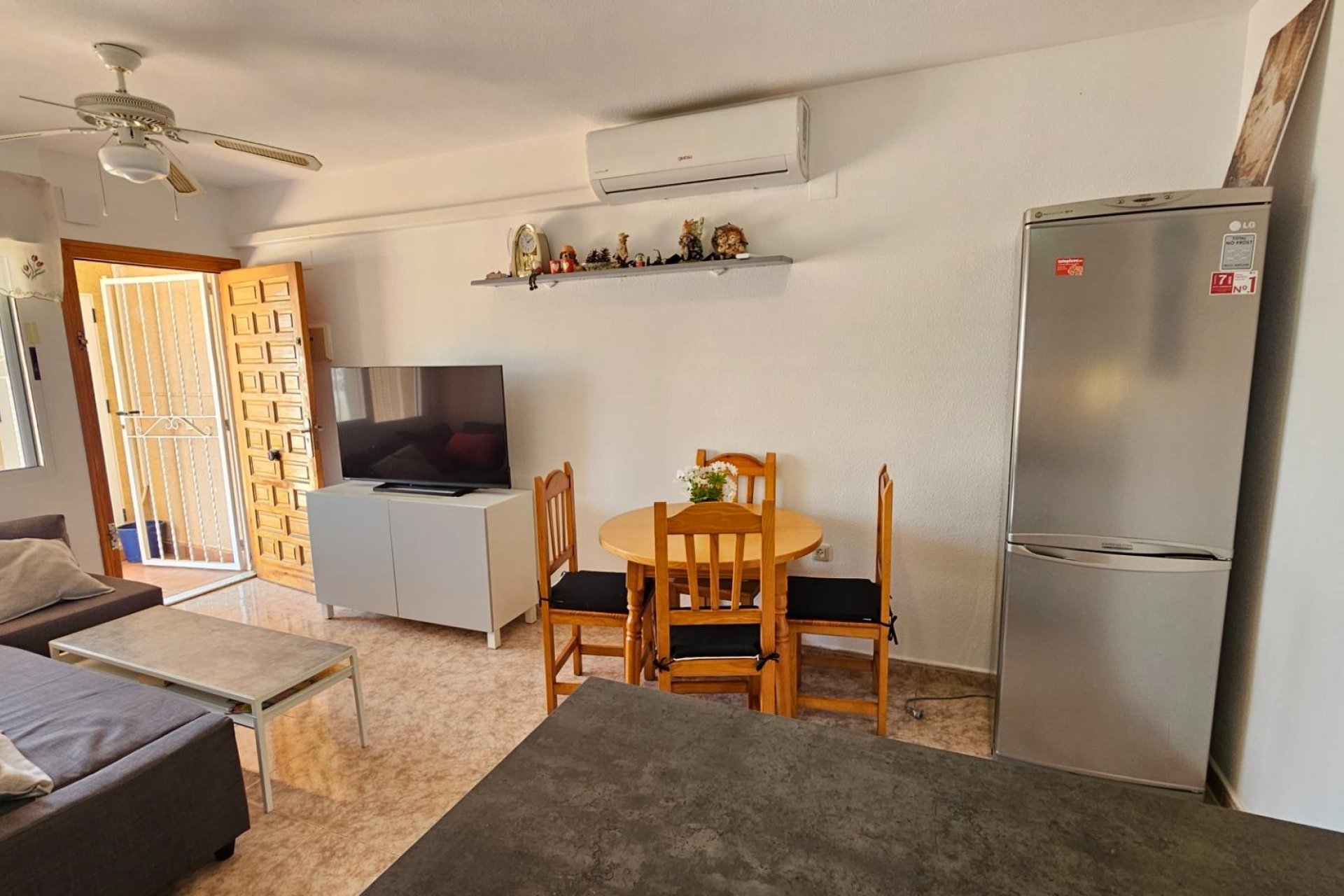 Segunda mano - Bungalow -
Torrevieja - Torreblanca