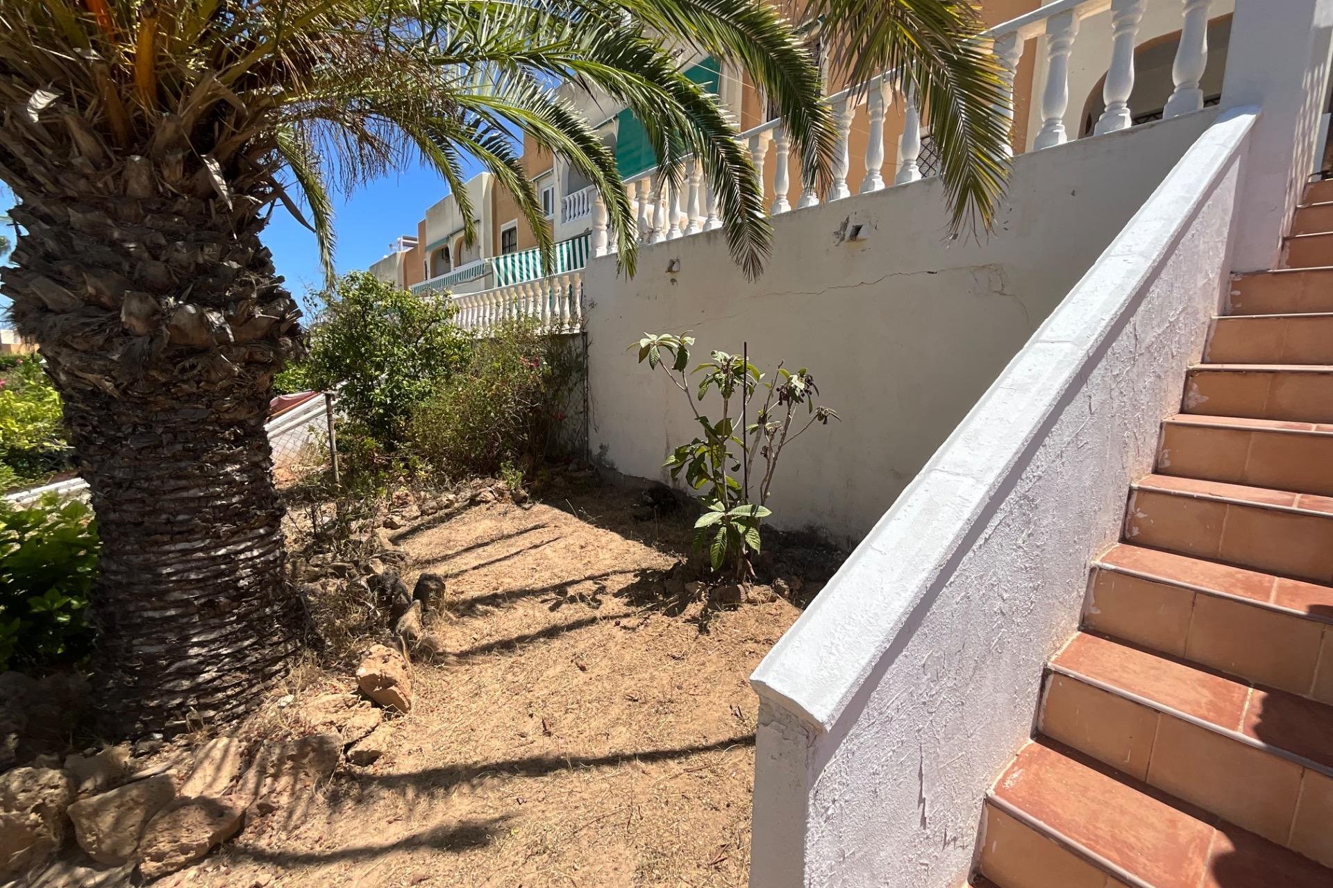 Segunda mano - Bungalow -
Torrevieja - Torreblanca
