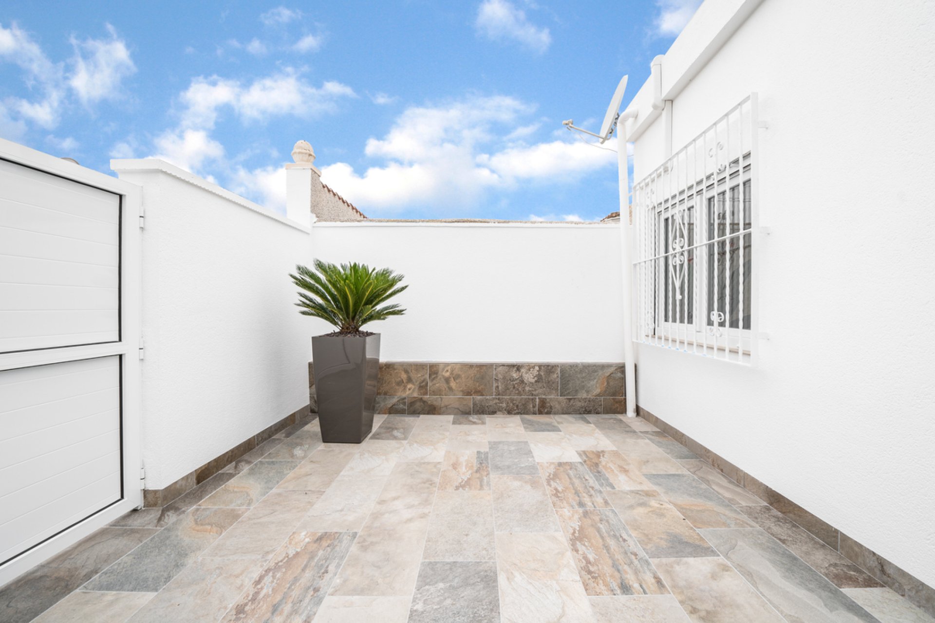 Segunda mano - Bungalow -
Torrevieja - Torretas