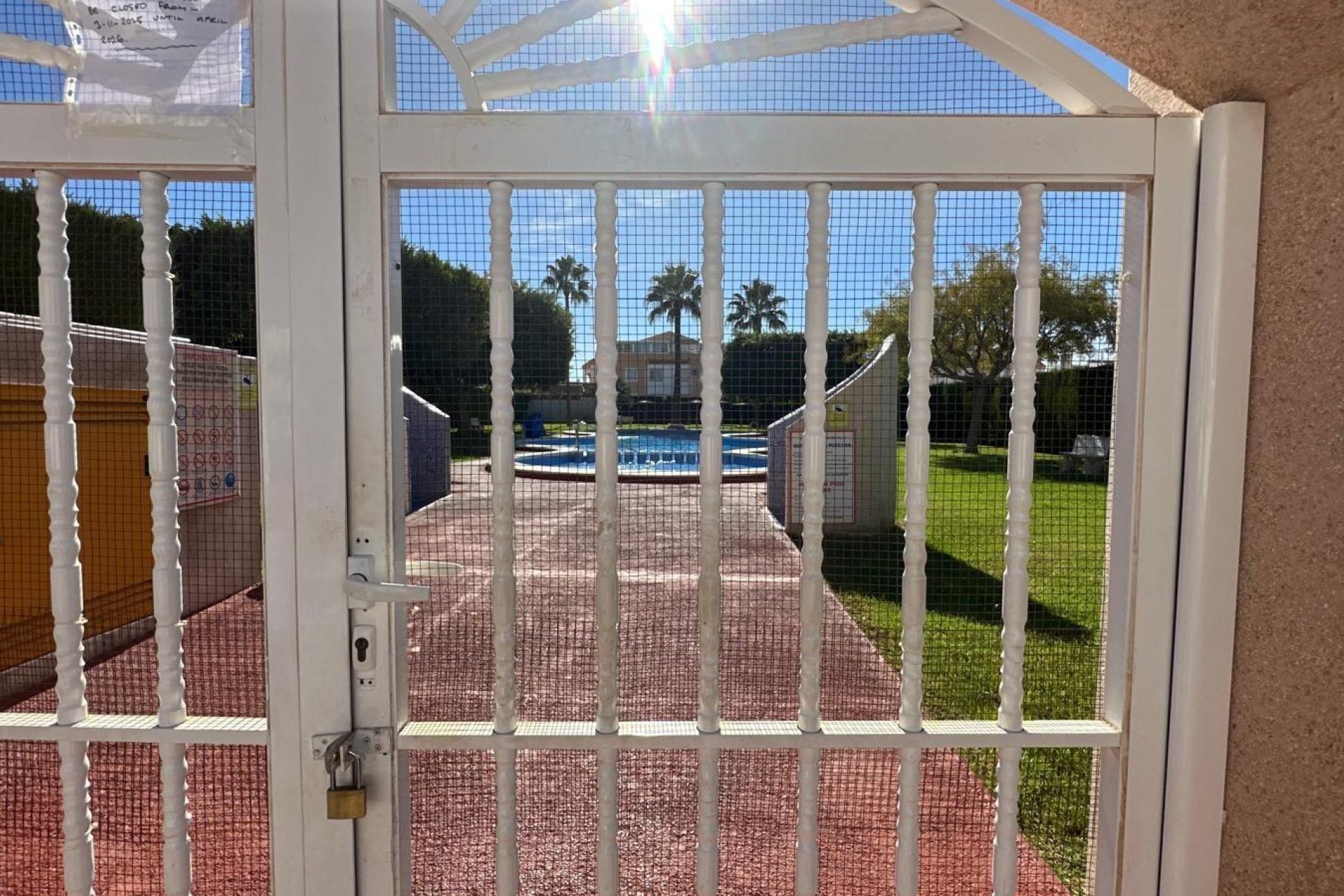 Segunda mano - Bungalow -
Torrevieja - Torretas