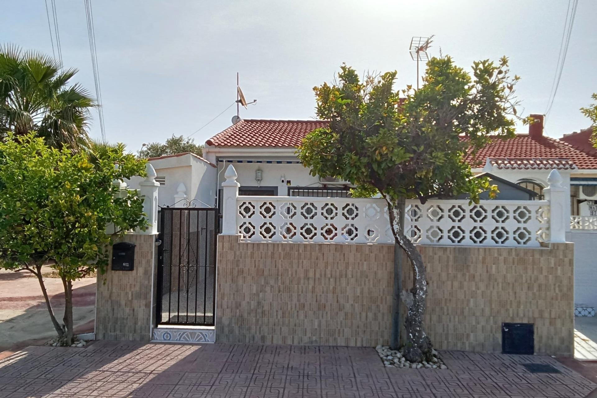 Segunda mano - Bungalow -
Torrevieja - Torretas