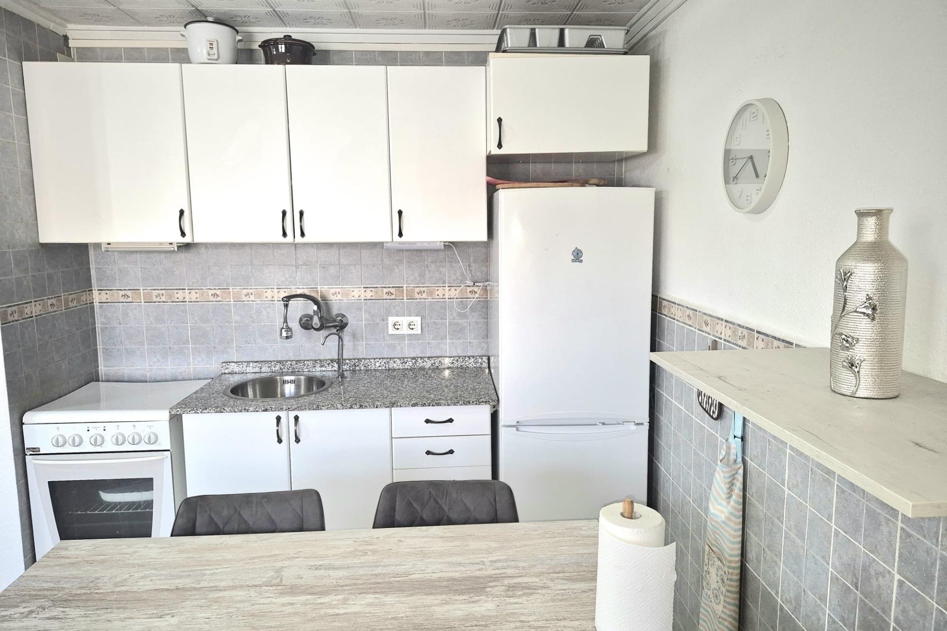 Segunda mano - Bungalow -
Torrevieja - Torretas
