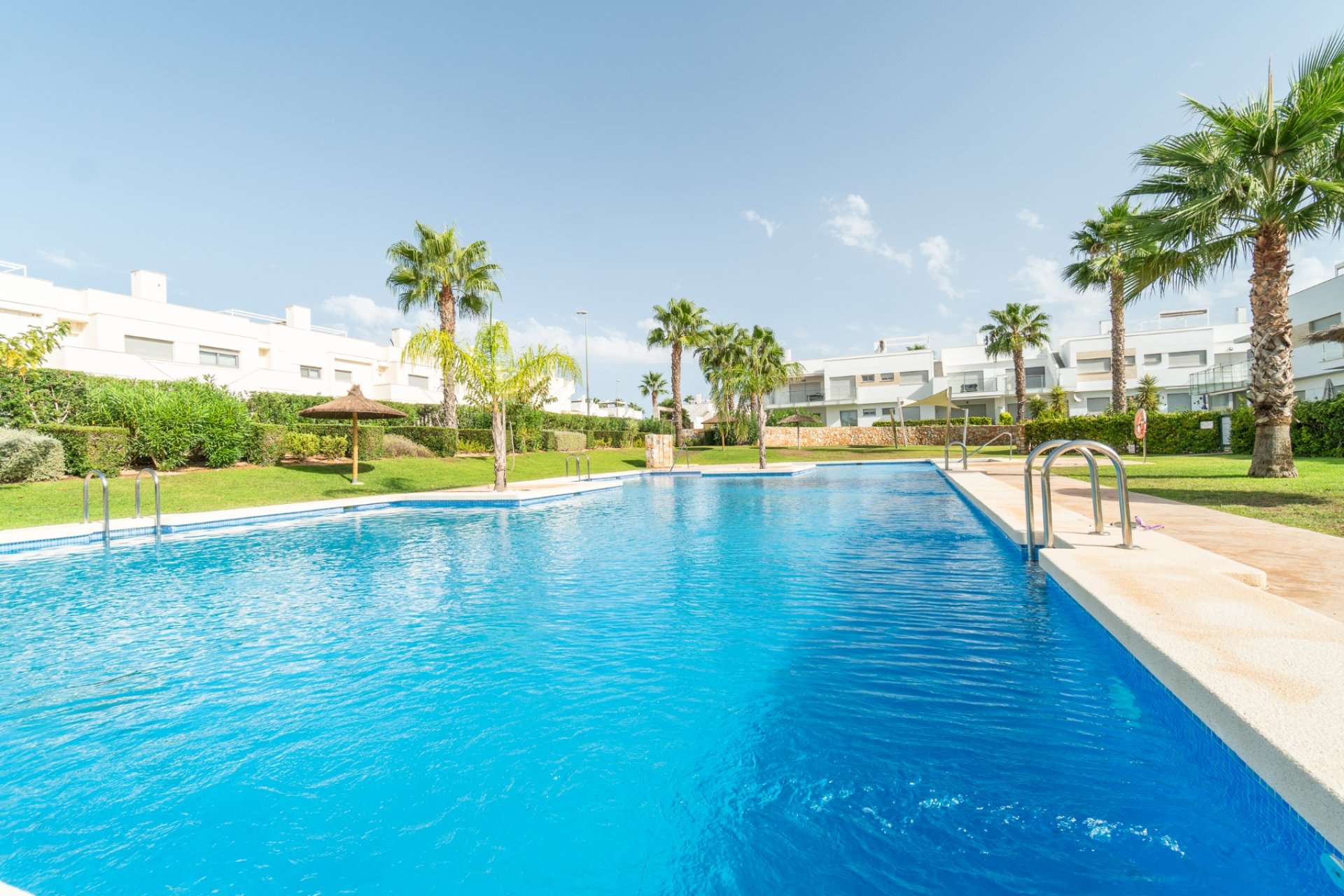 Segunda mano - Bungalow -
Vistabella Golf Entre Naranjos - Inland