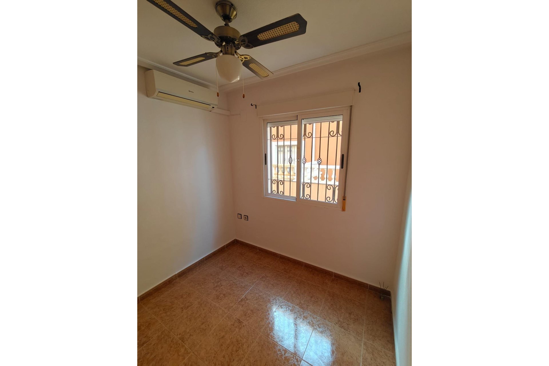 Segunda mano - Duplex -
Los Montesinos - Costa Blanca Sur