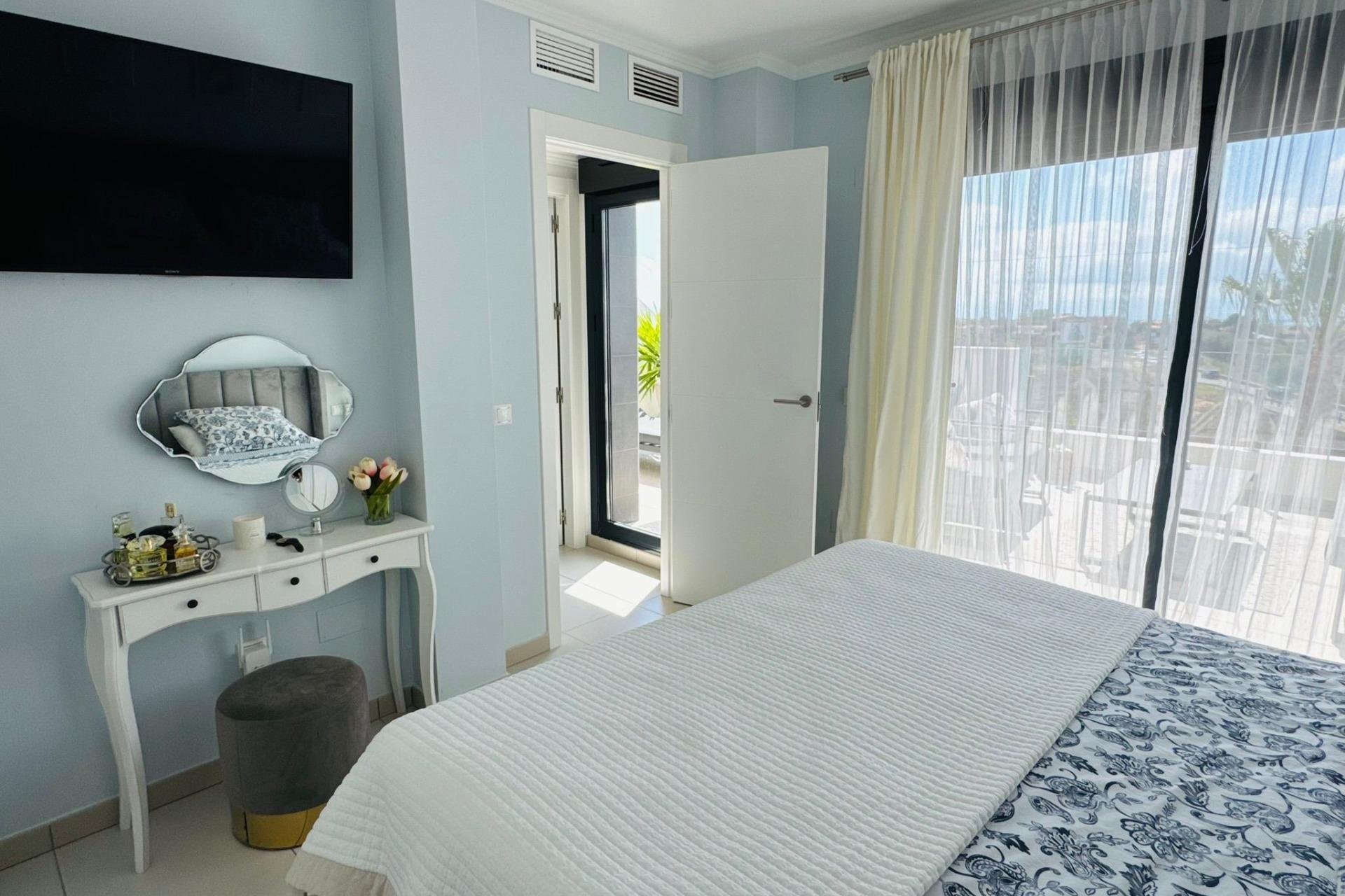 Segunda mano - Duplex -
Orihuela Costa - Costa Blanca