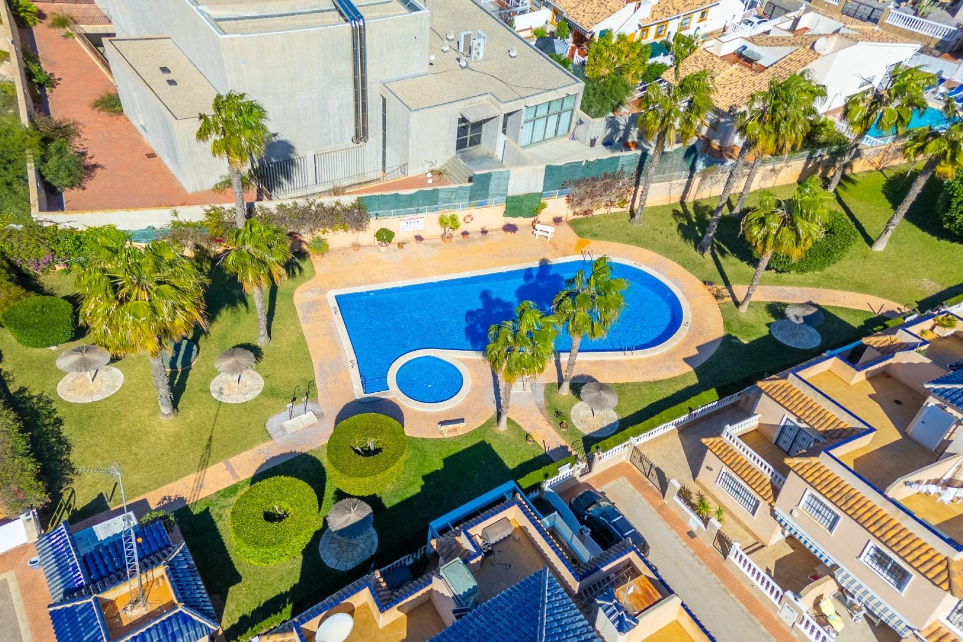 Segunda mano - Duplex -
Orihuela Costa - La Regia