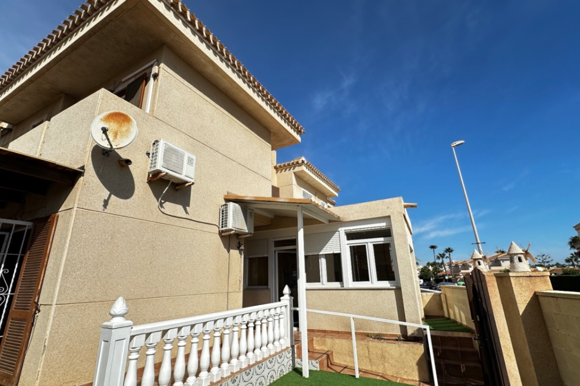 Segunda mano - Duplex -
Orihuela - Inland