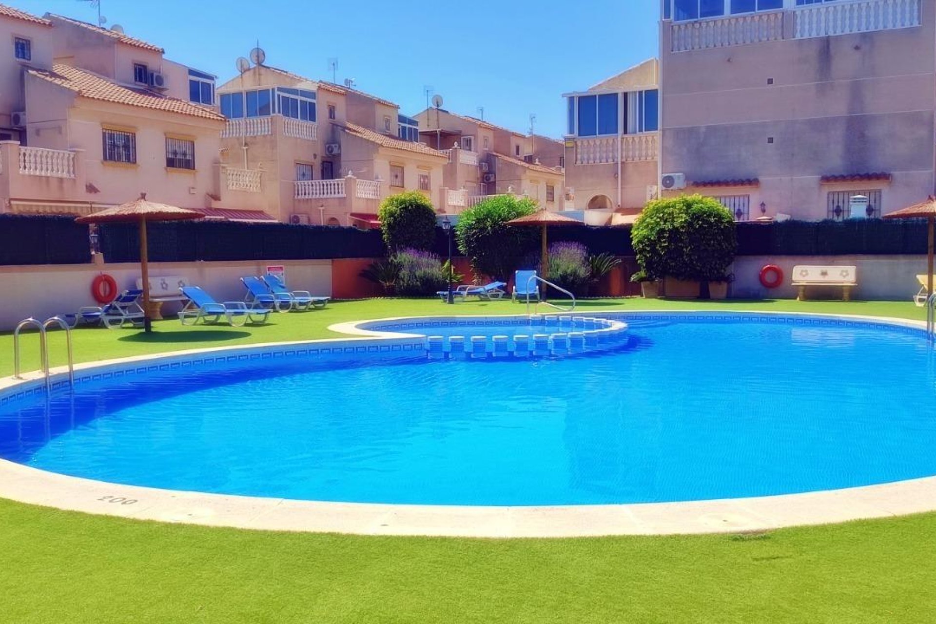Segunda mano - Duplex -
Torrevieja - Carrefour