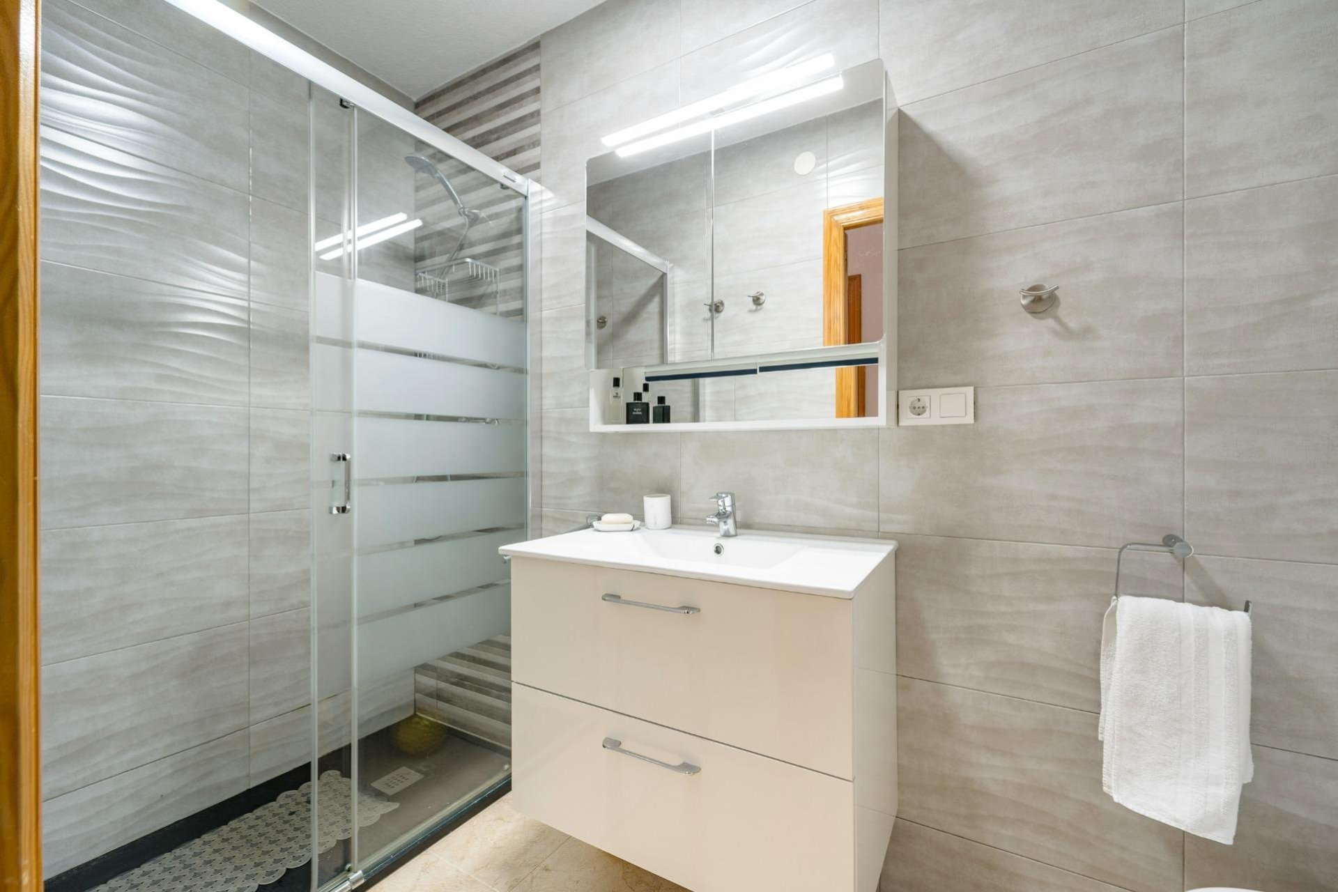 Segunda mano - Duplex -
Torrevieja - Playa De Los Naufragos