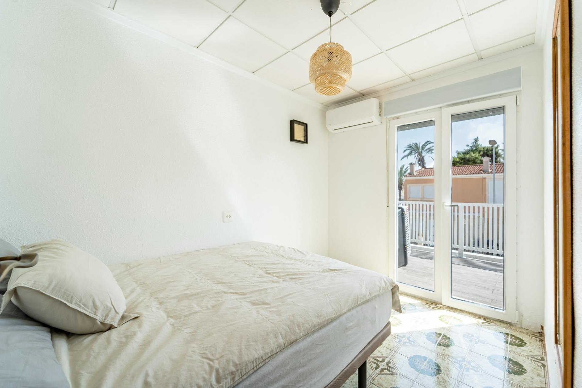 Segunda mano - Duplex -
Torrevieja - Playa De Los Naufragos