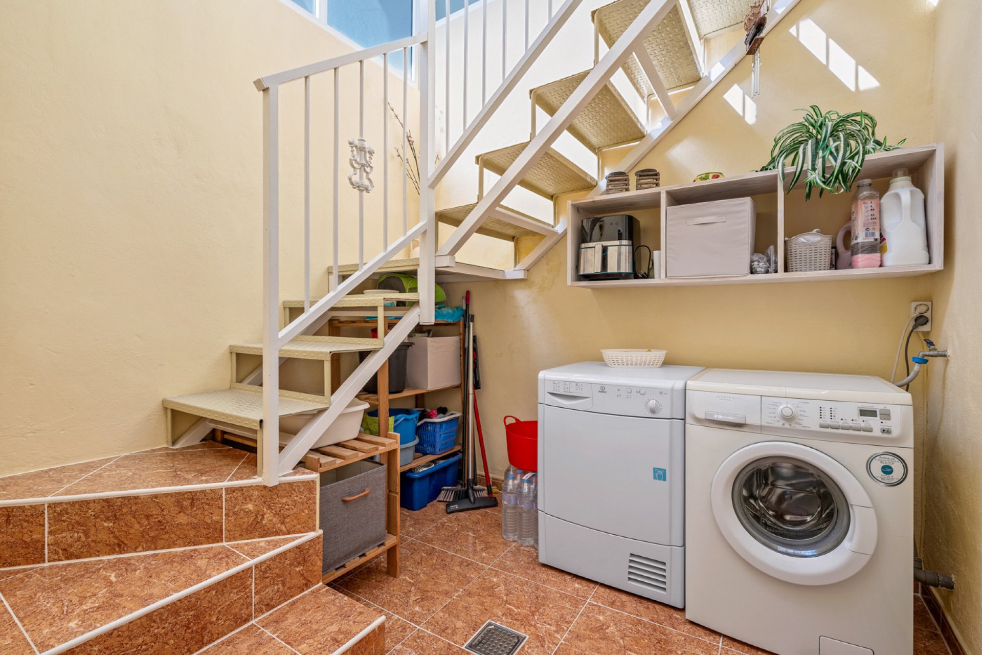 Segunda mano - Quad House -
La Marina - Costa Blanca