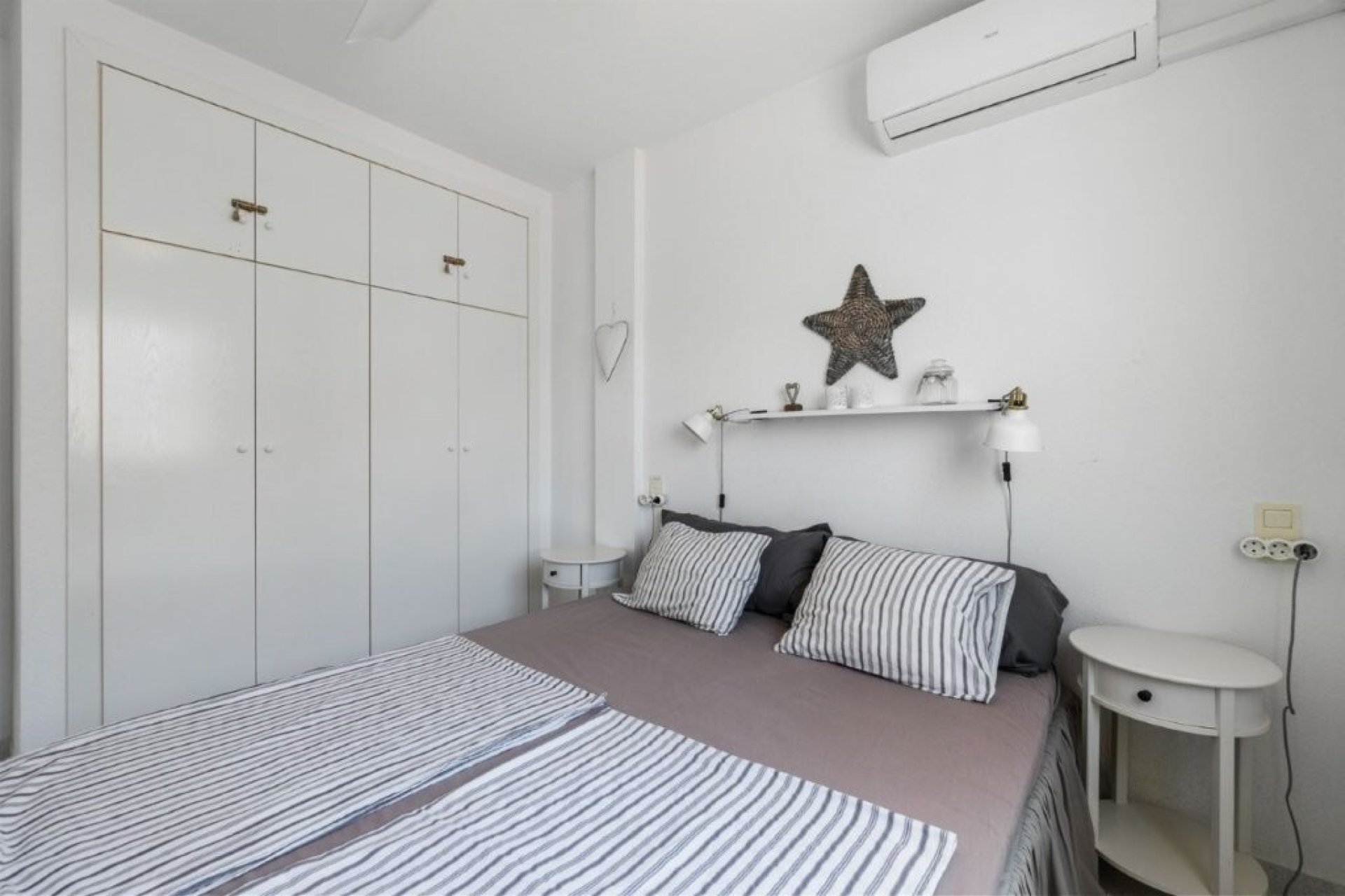 Segunda mano - Quad House -
Torrevieja - La Rosaleda
