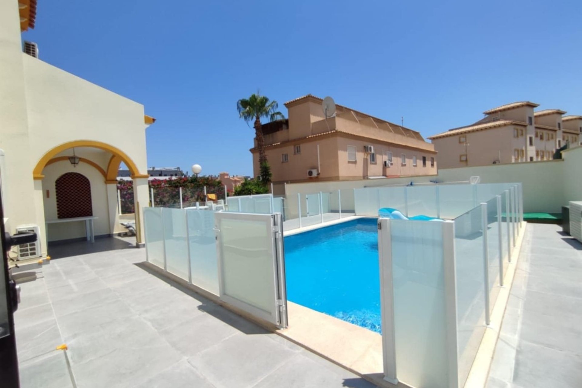 Segunda mano - Quad Villa -
Playa Flamenca - Costa Blanca