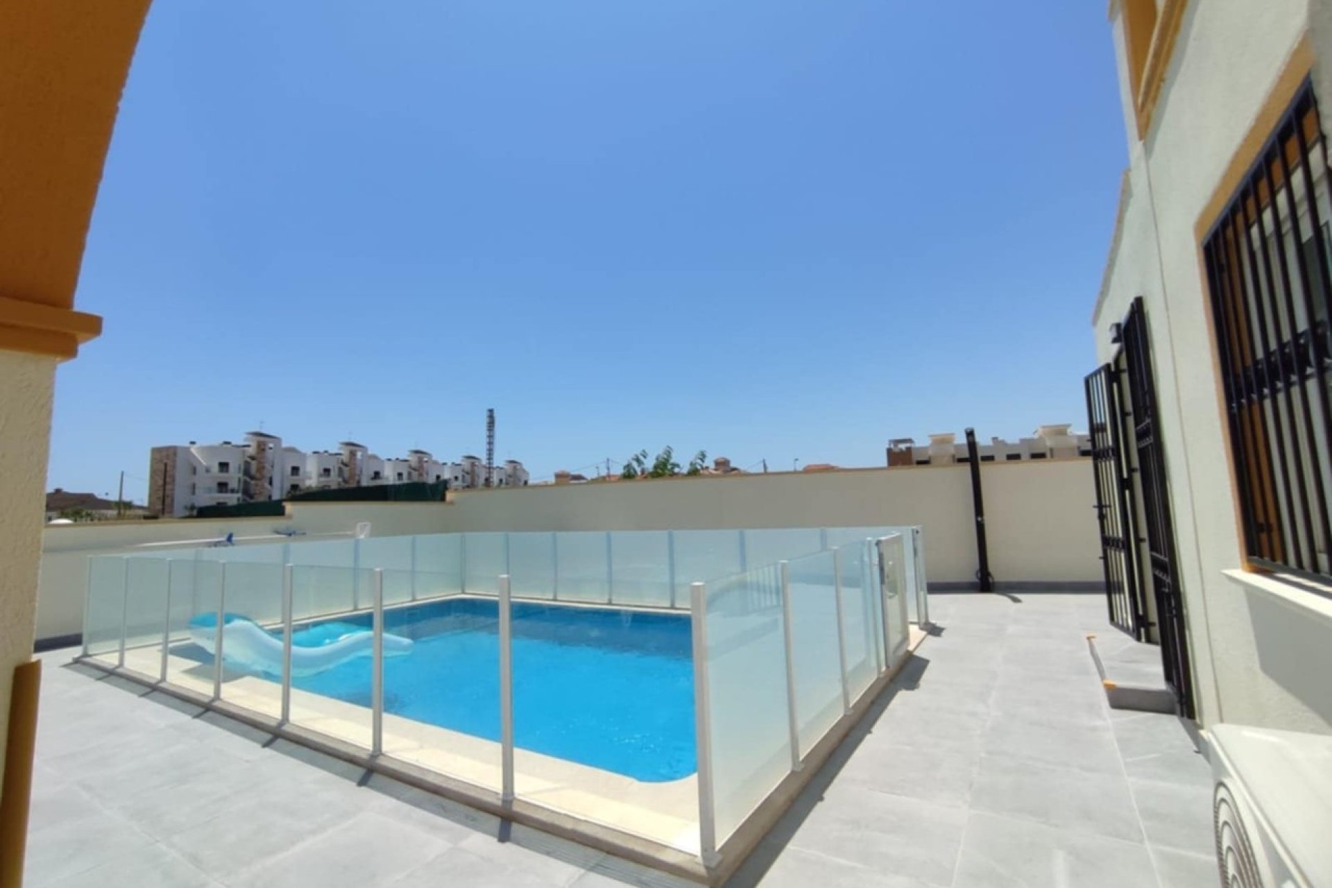 Segunda mano - Quad Villa -
Playa Flamenca - Costa Blanca