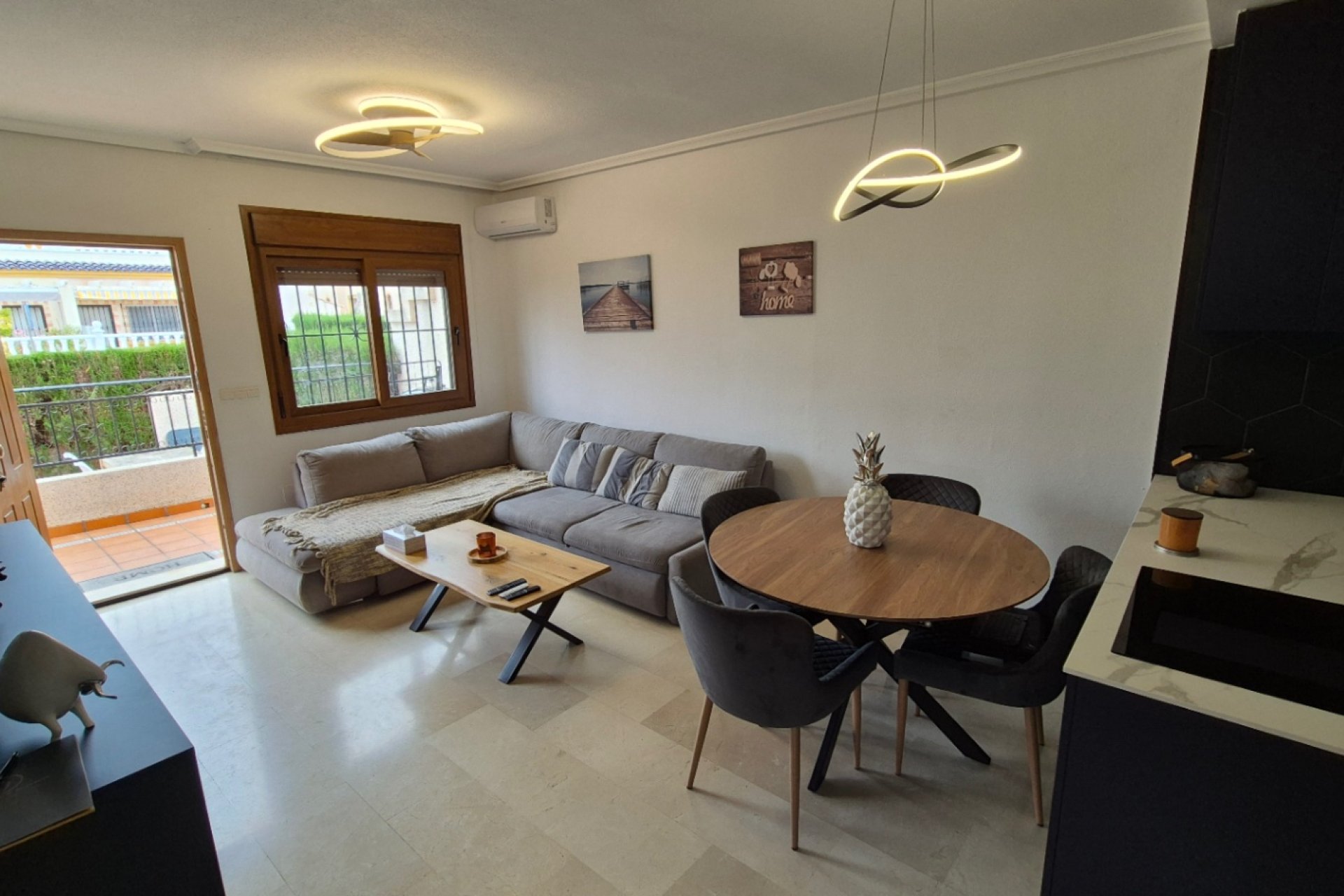 Segunda mano - Semi Detached -
Orihuela - Inland