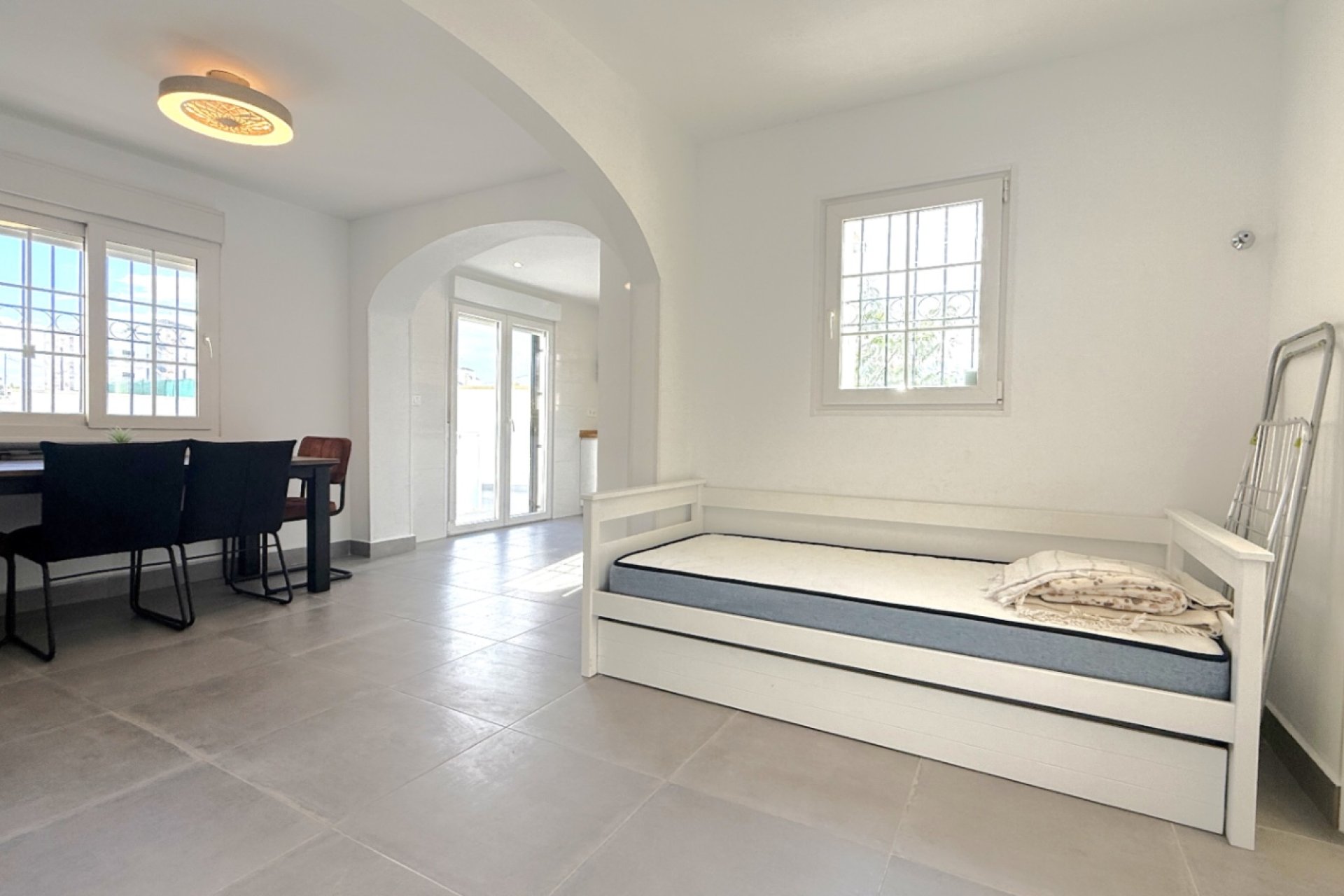 Segunda mano - Semi Detached -
Orihuela - Inland