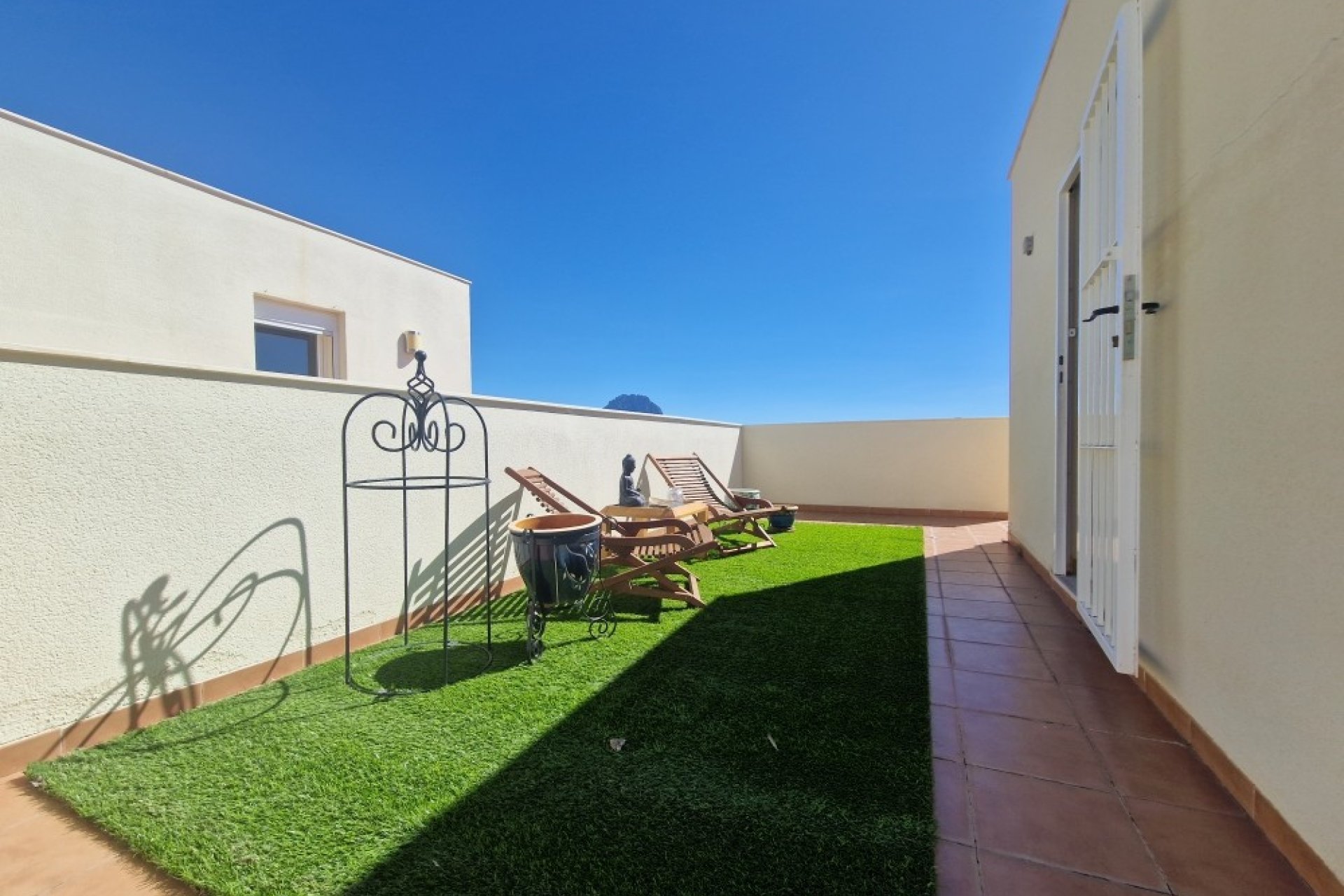 Segunda mano - Semi Detached -
Relleu - Inland