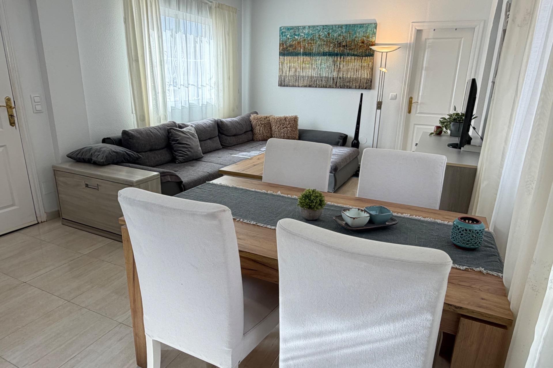 Segunda mano - Semi Detached -
Rojales - Pueblo