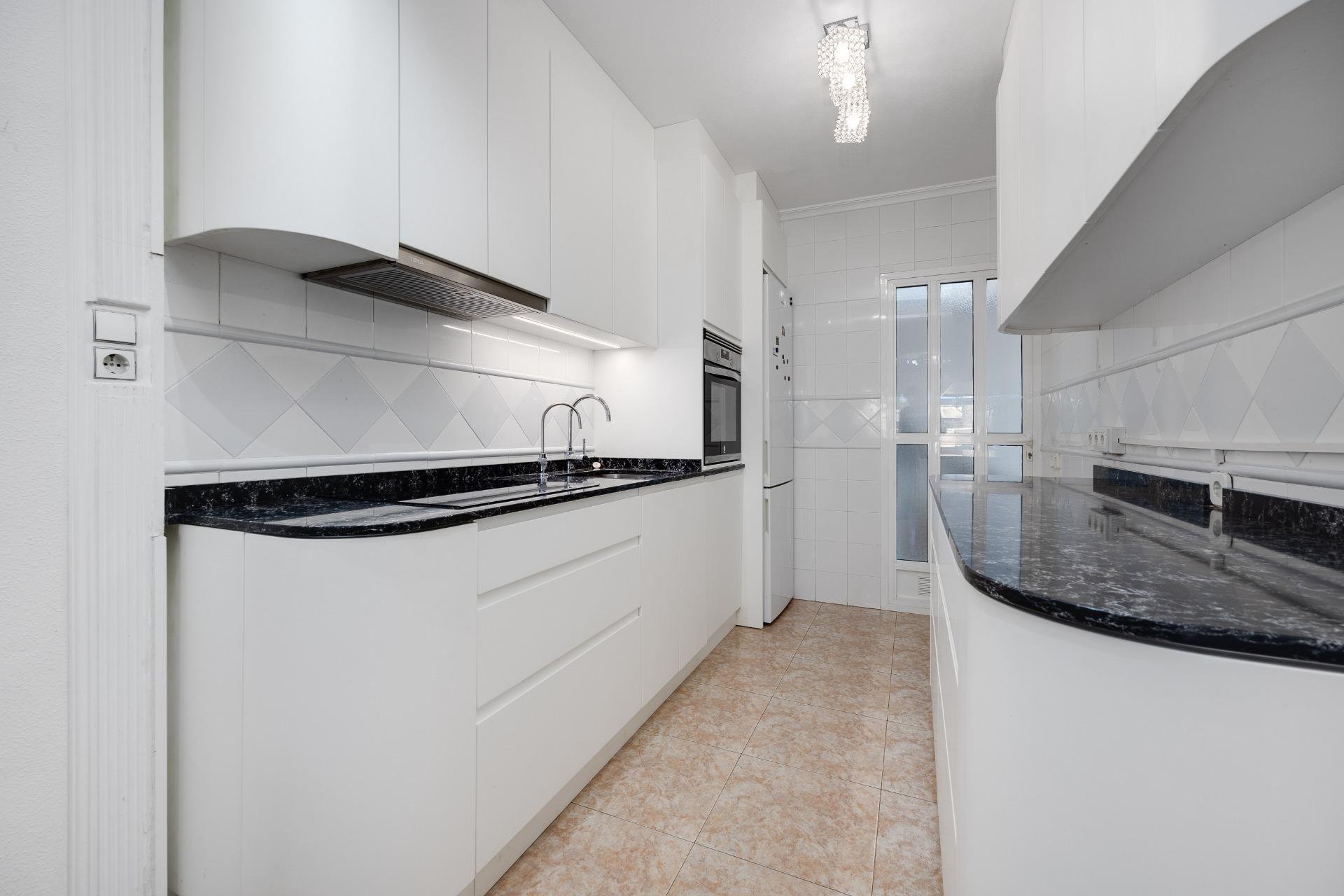 Segunda mano - Semi Detached -
Torrevieja - Aguas Nuevas