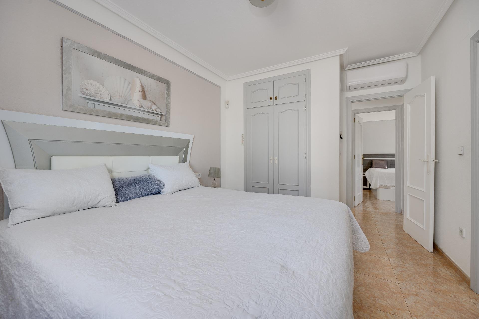 Segunda mano - Semi Detached -
Torrevieja - Aguas Nuevas