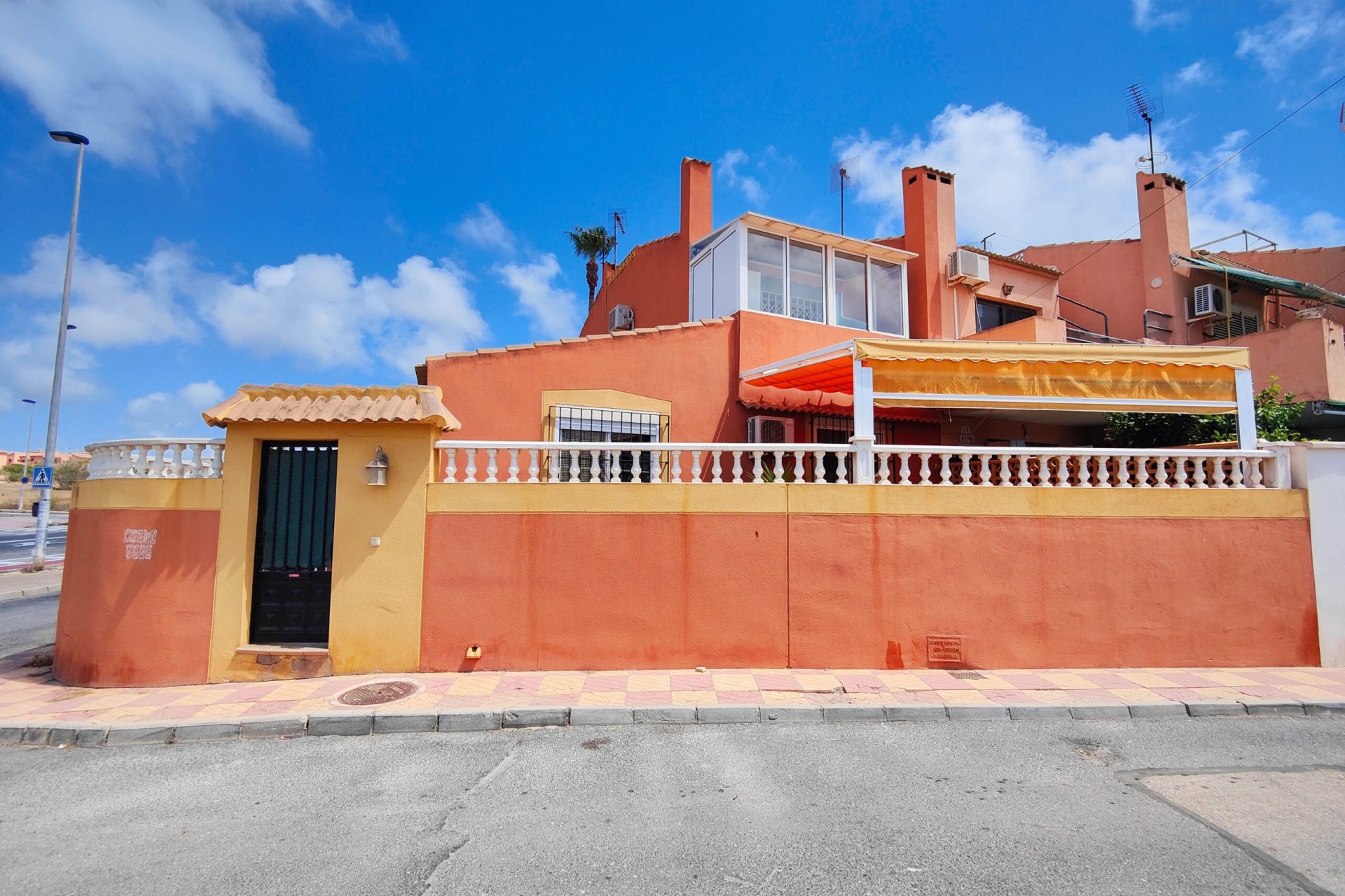 Segunda mano - Semi Detached -
Torrevieja - Costa Blanca
