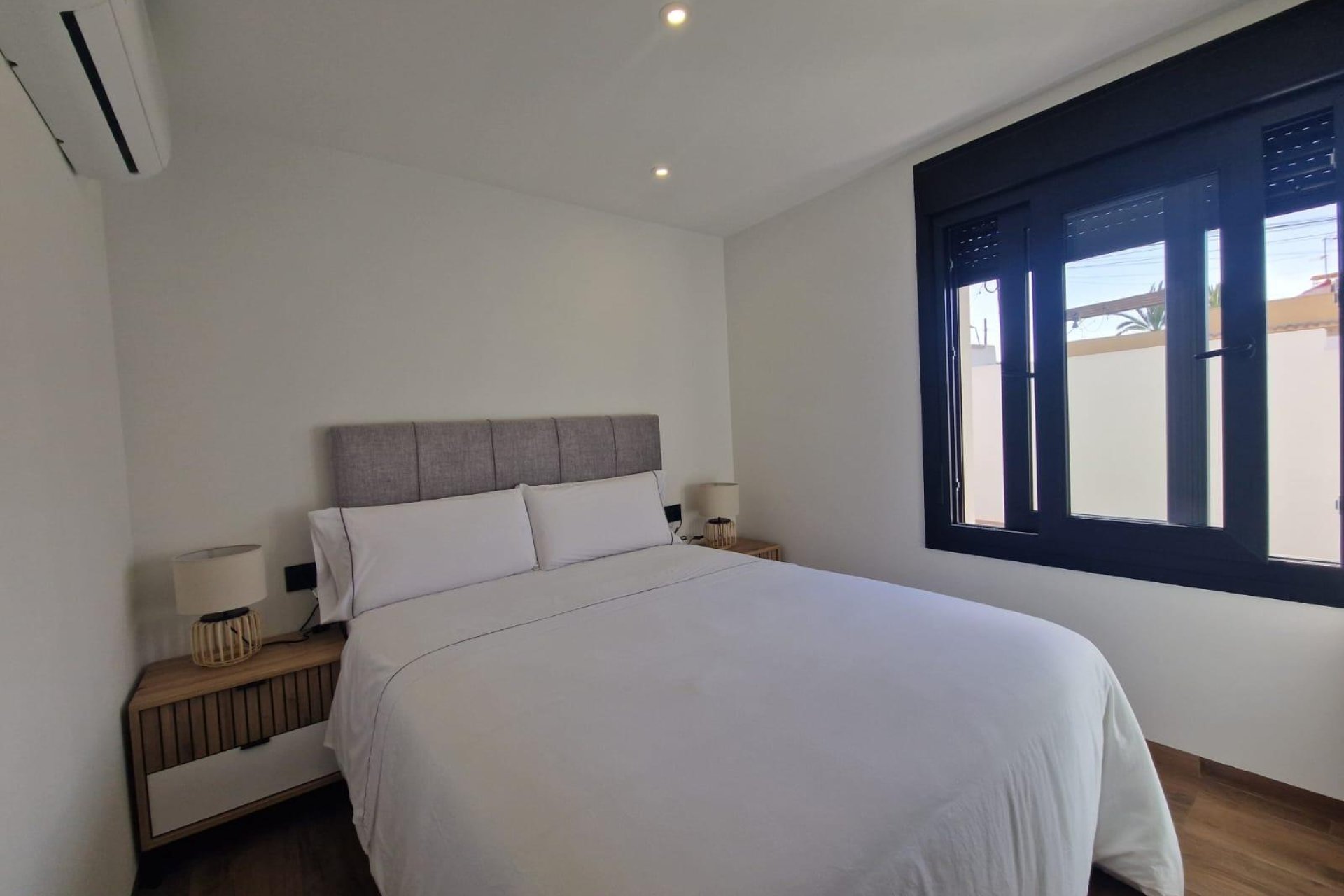 Segunda mano - Semi Detached -
Torrevieja - Los Balcones