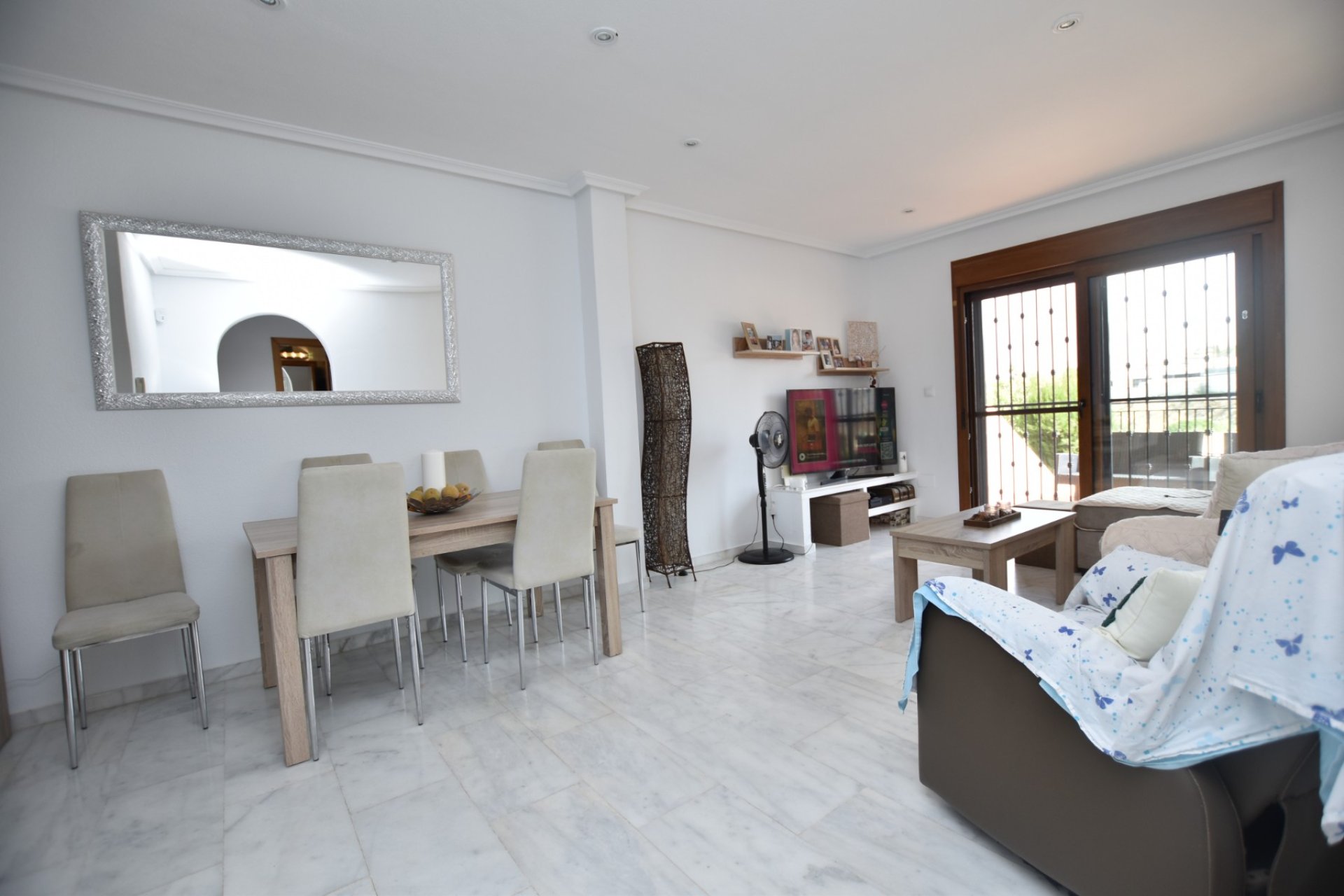 Segunda mano - Town House -
Algorfa - Inland