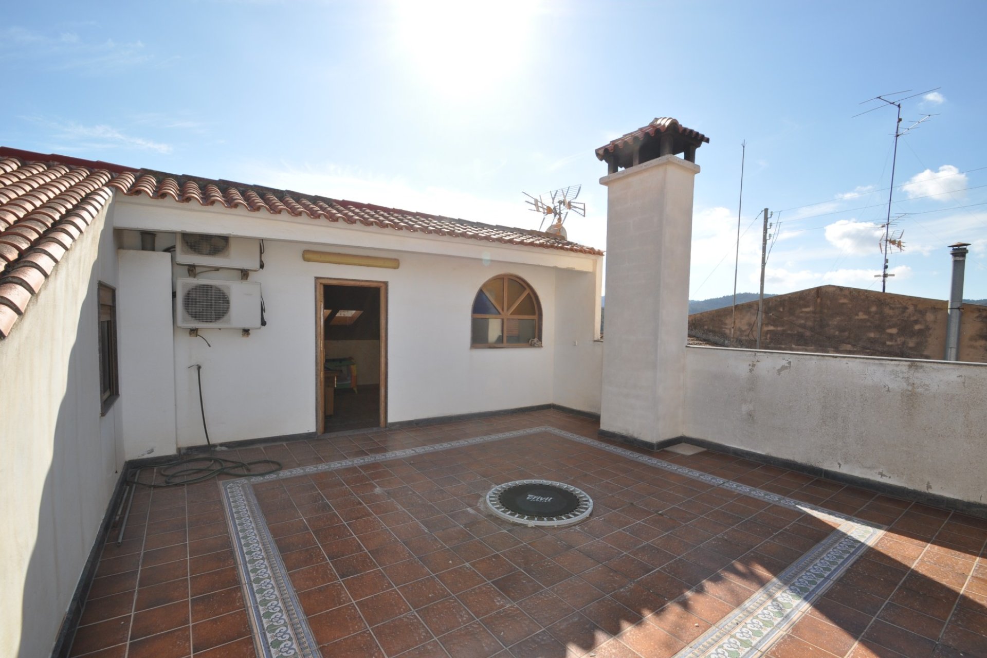 Segunda mano - Town House -
Algueña - Inland