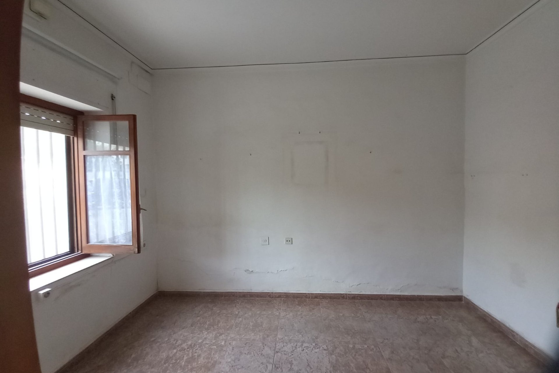 Segunda mano - Town House -
Algueña - Inland