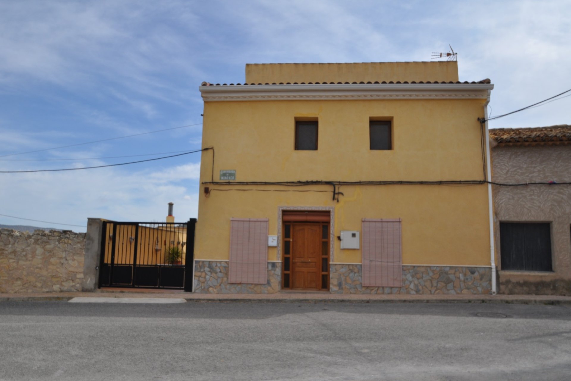 Segunda mano - Town House -
Casas Del Señor - Inland