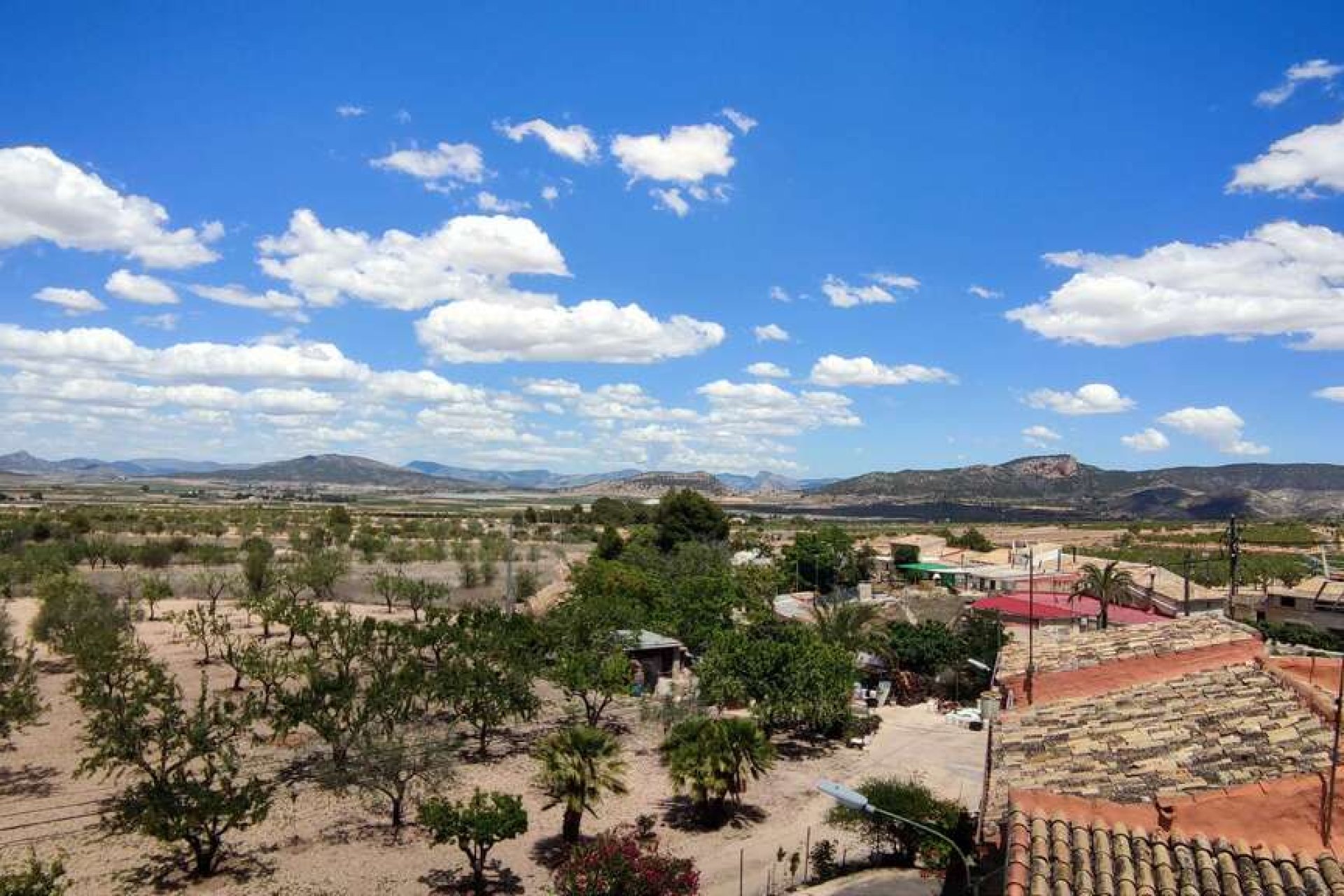Segunda mano - Town House -
Casas Del Señor - Inland
