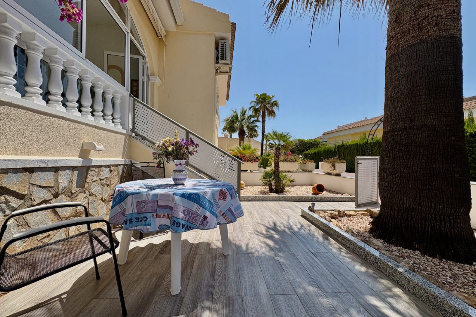 Segunda mano - Town House -
Ciudad Quesada - Costa Blanca