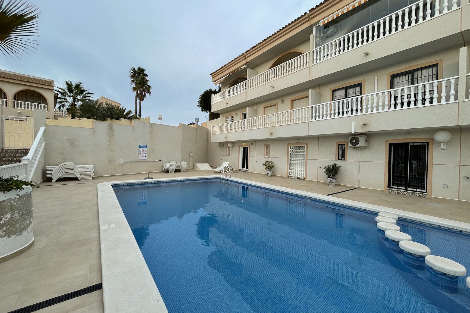Segunda mano - Town House -
Ciudad Quesada - Costa Blanca