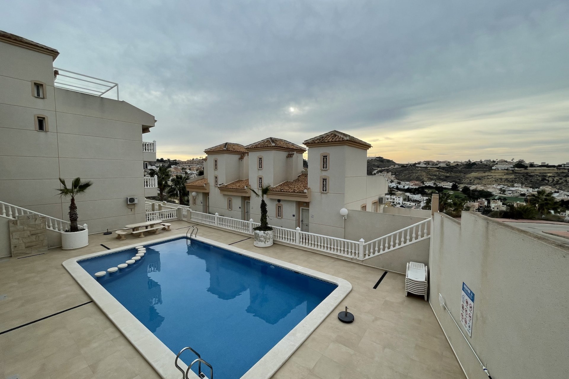 Segunda mano - Town House -
Ciudad Quesada - Costa Blanca