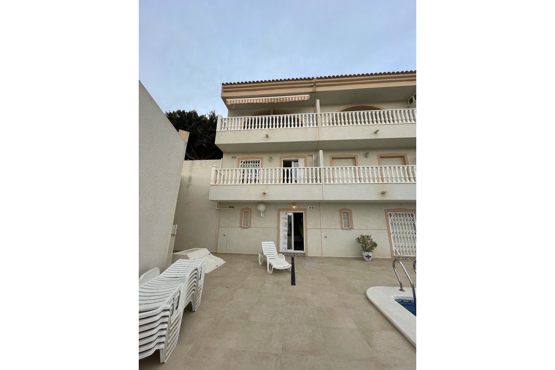 Segunda mano - Town House -
Ciudad Quesada - Costa Blanca