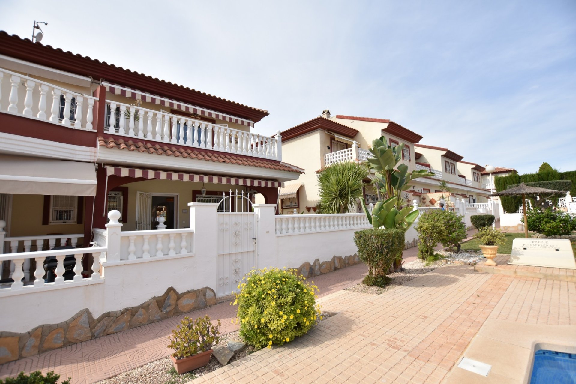 Segunda mano - Town House -
Ciudad Quesada - Costa Blanca