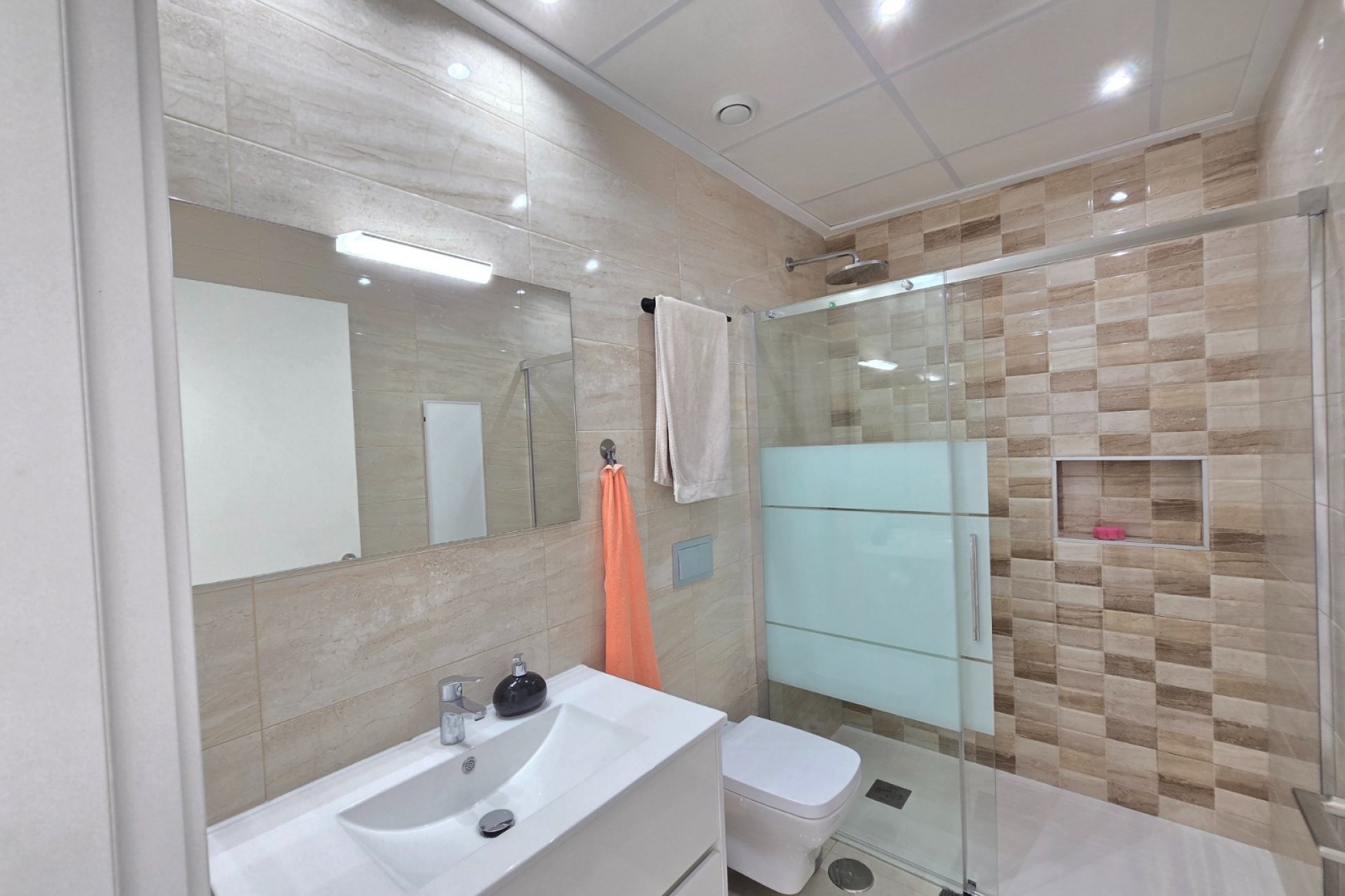 Segunda mano - Town House -
Ciudad Quesada - Costa Blanca