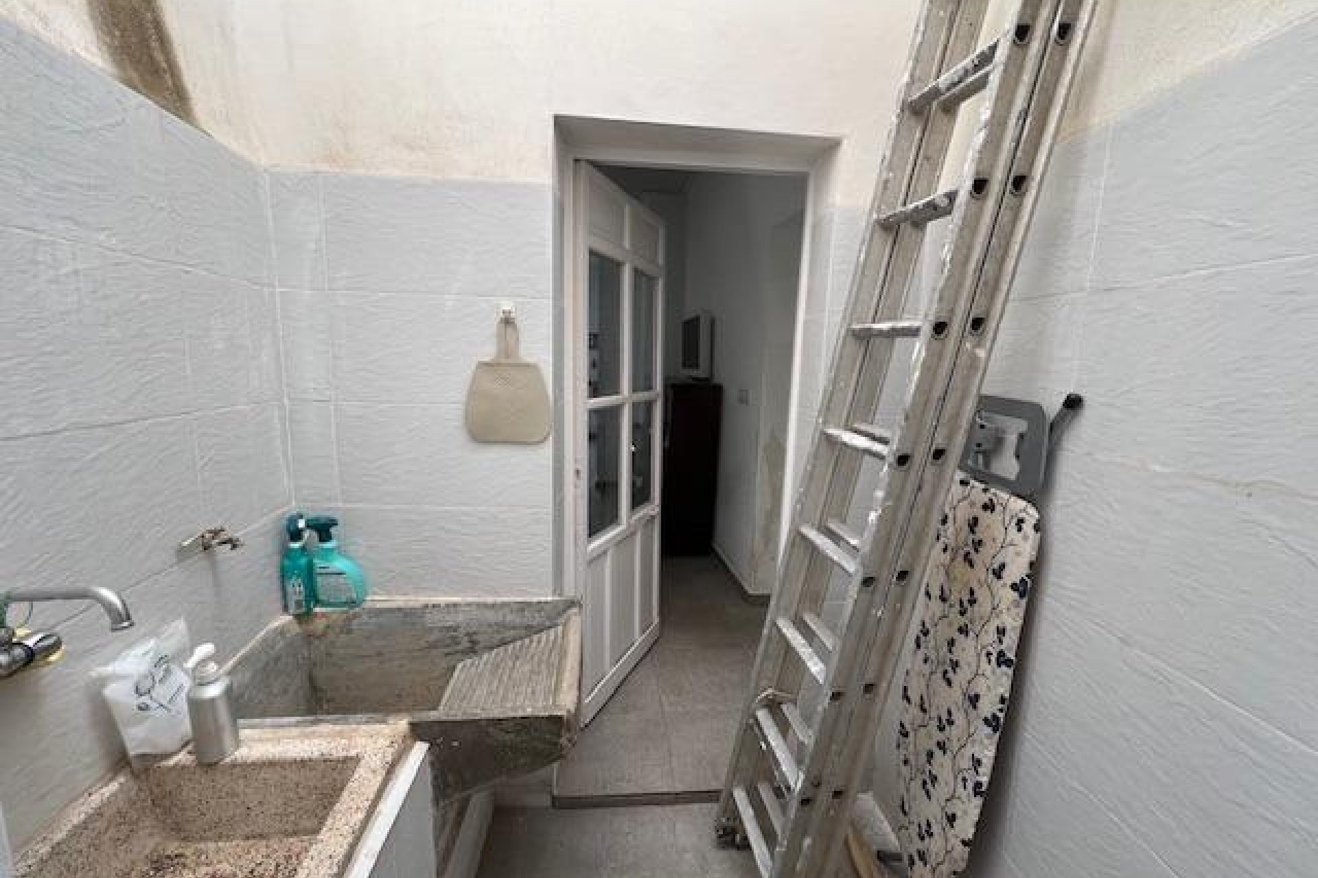 Segunda mano - Town House -
Dolores - Centro