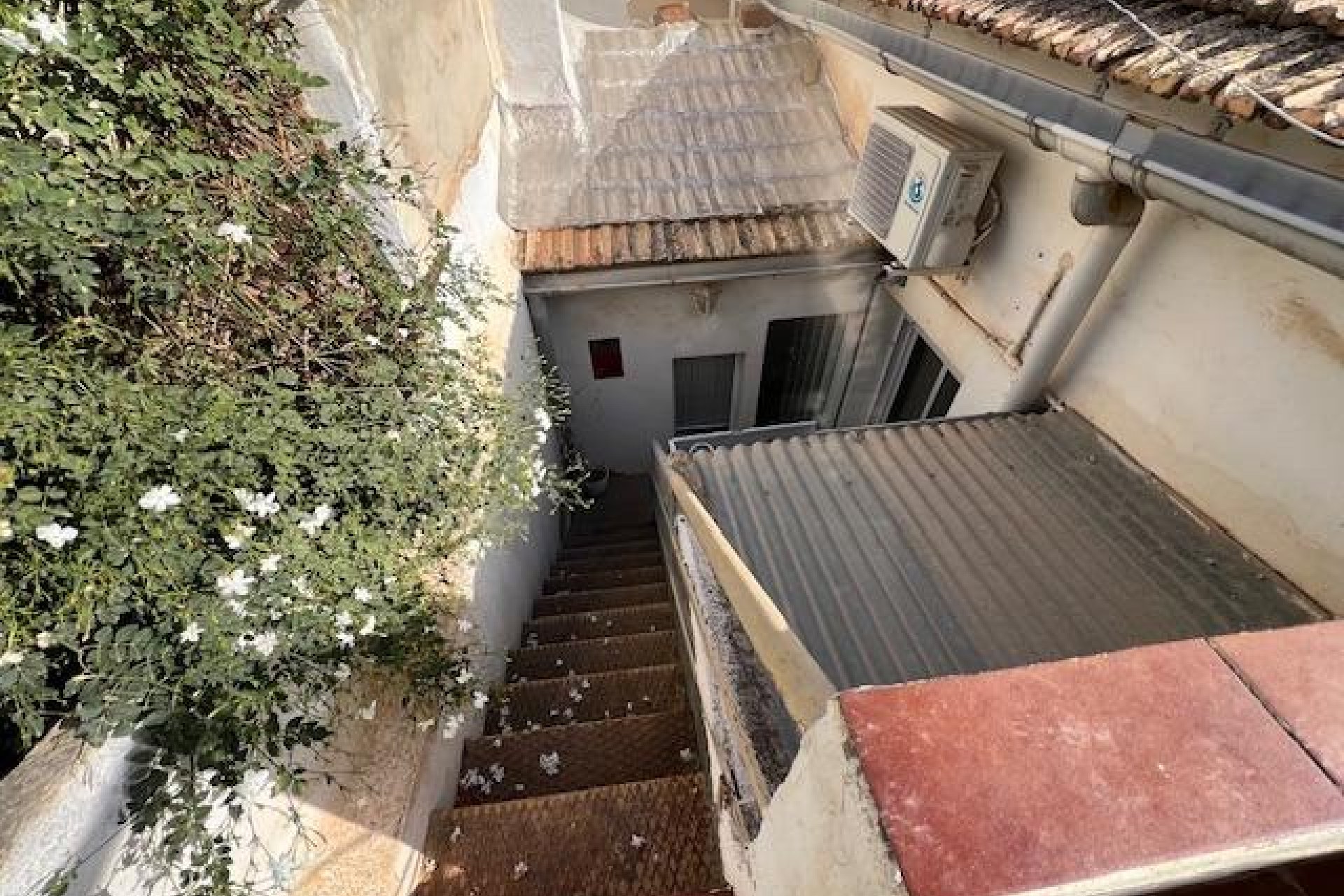Segunda mano - Town House -
Dolores - Centro