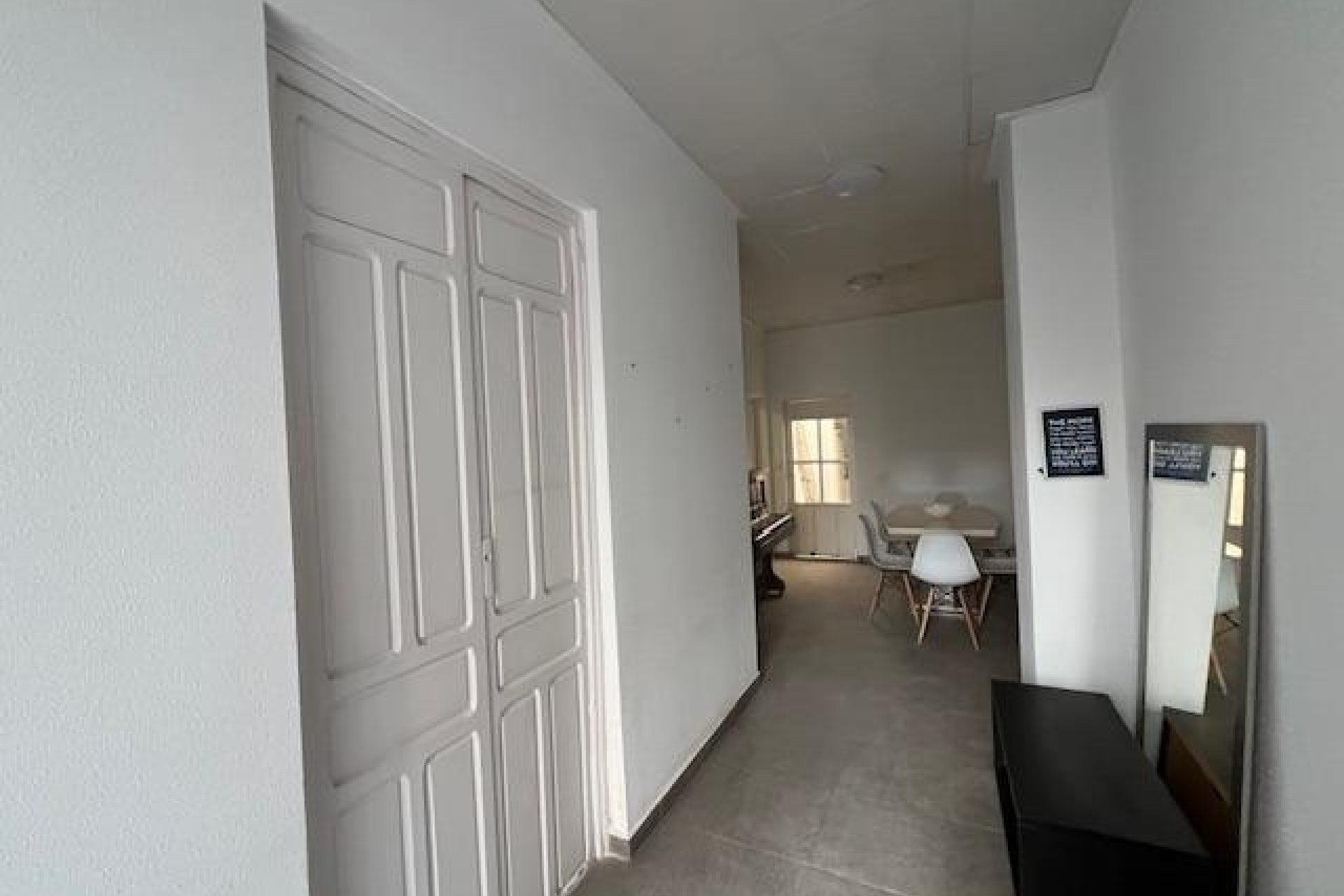 Segunda mano - Town House -
Dolores - Centro