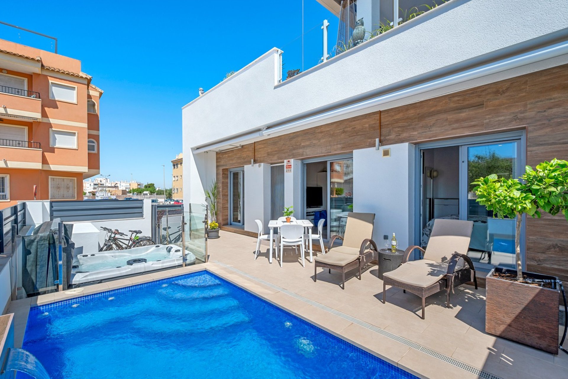 Segunda mano - Town House -
Formentera del Segura - Costa Blanca