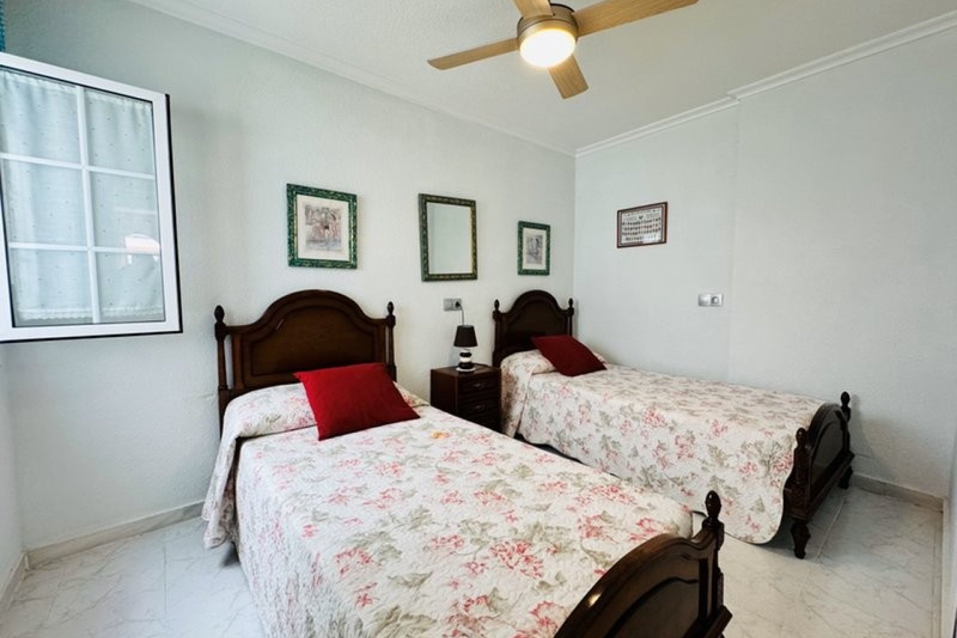 Segunda mano - Town House -
La Mata - Costa Blanca