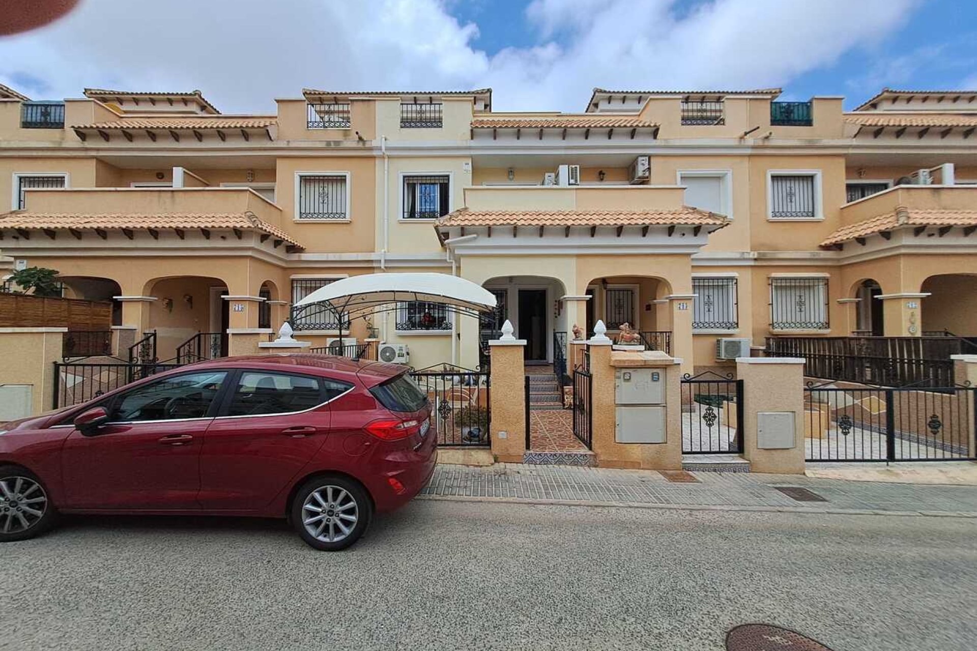 Segunda mano - Town House -
Orihuela Costa - Costa Blanca